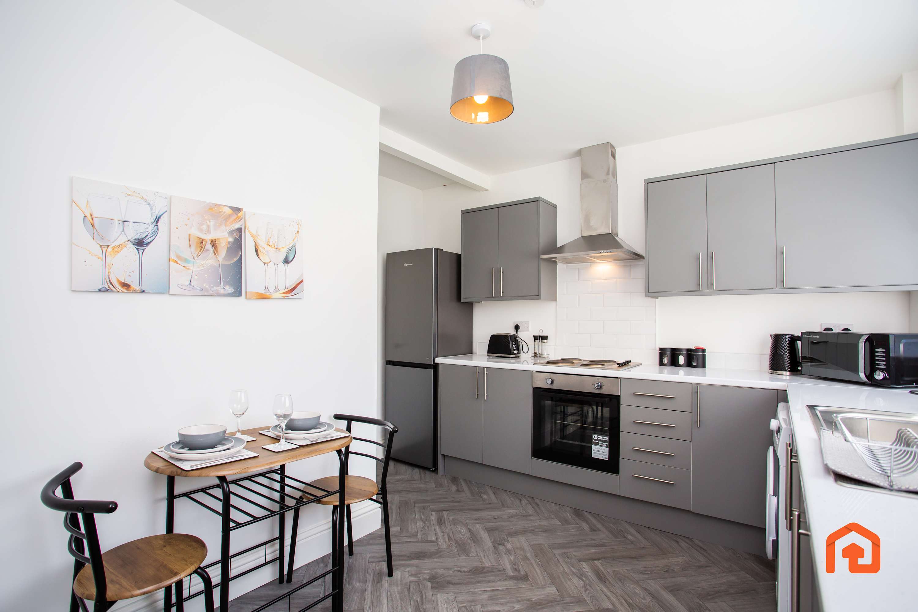 Vacant Nests  Spacious 3BR house Free parking in Pringle Place 46 DH7 7JD - Property image 22 - VivreStays