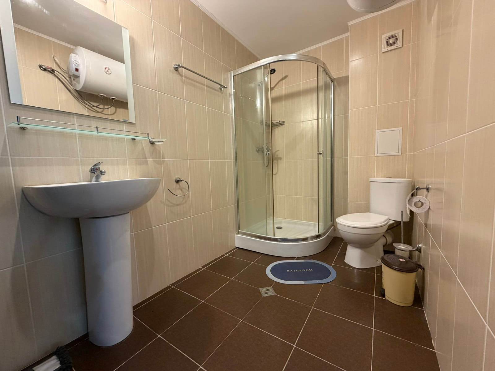 Property thumbnail 9