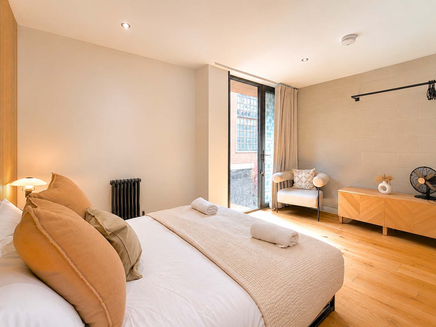 Luxury Townhouse I Private Roof Terrace I Sleeps10 - Picture 19