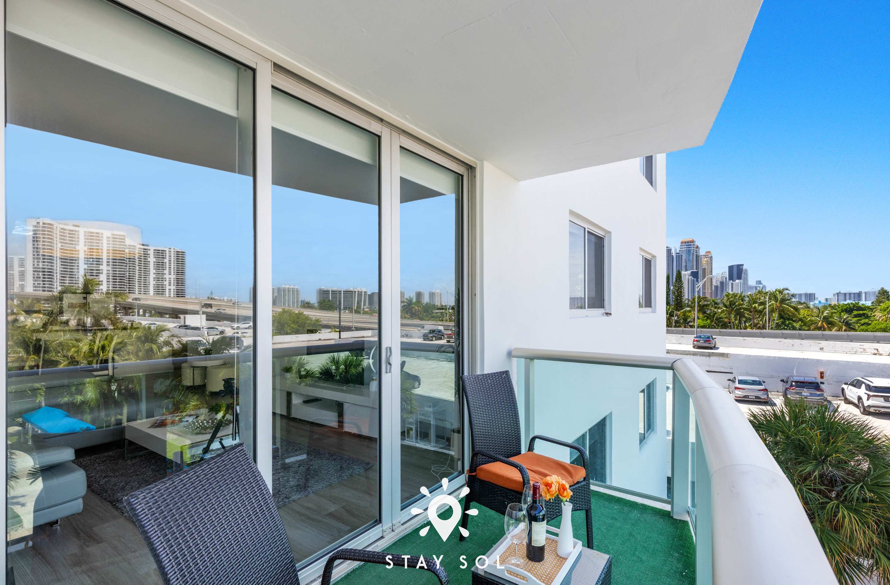 Coastal Comfort 2BR Retreat Balcony Space