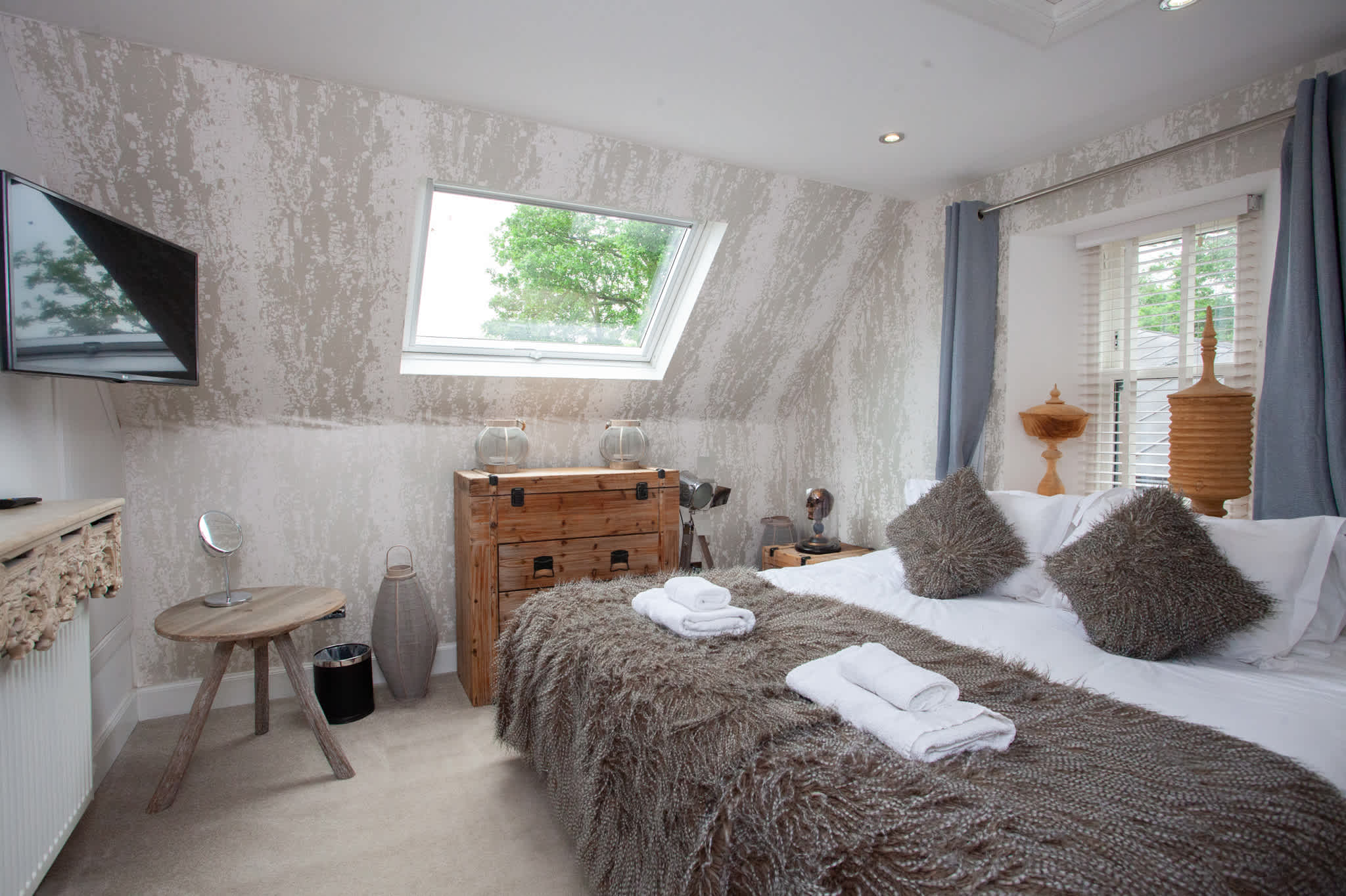 Cameron North Lodge on Loch Lomond in Cameron North Lodge G83 8QZ - Property image 13 - VivreStays