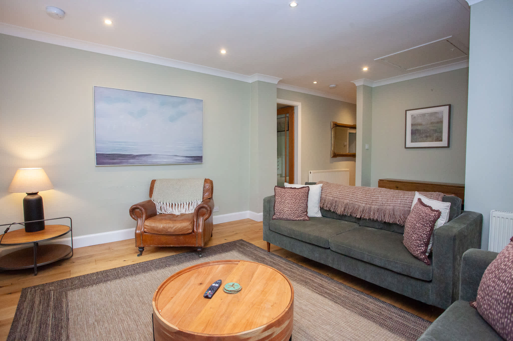 View Hideaway cottage, log burner, sauna & hot tub in N/A G83 8RH Hideaway cottage, log burner, sauna & hot tub in N/A G83 8RH - Property image 3 - VivreStays