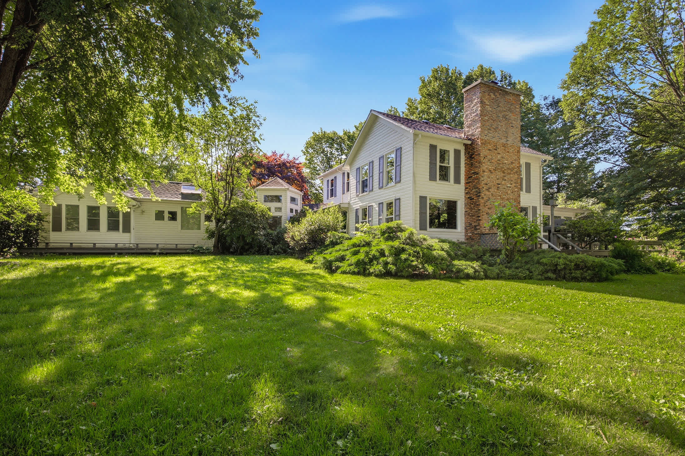 Take in open-air views and unwind on The Farmhouse’s expansive lawn.