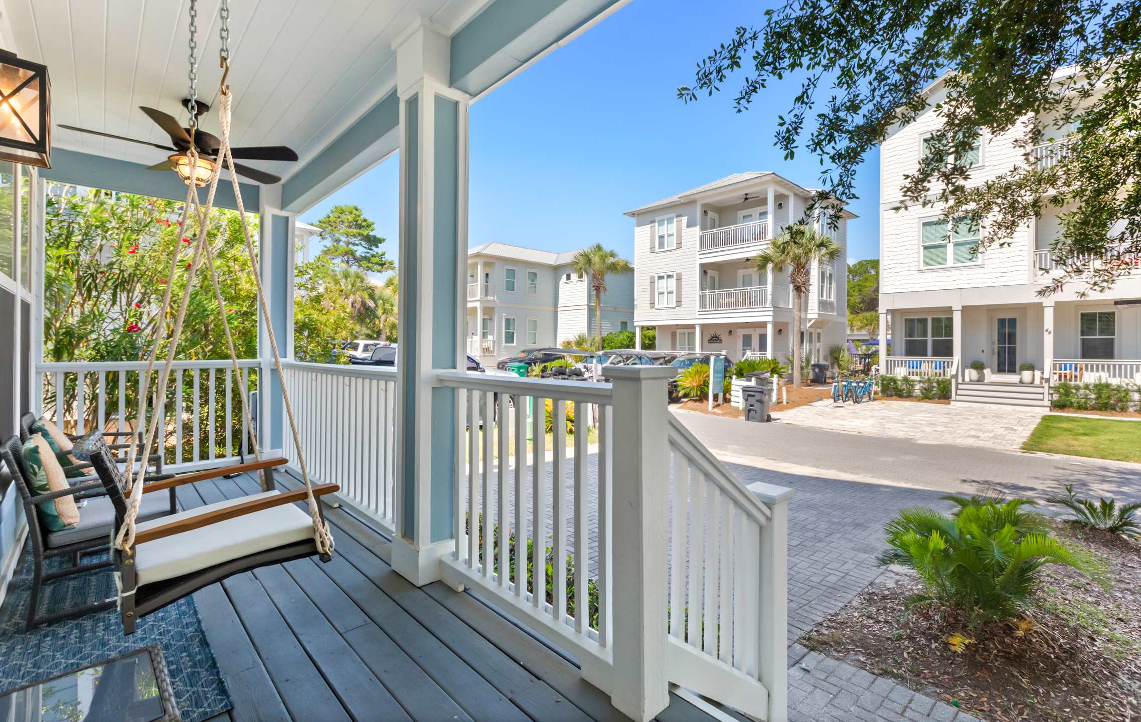 Barefoot Bungalow 4