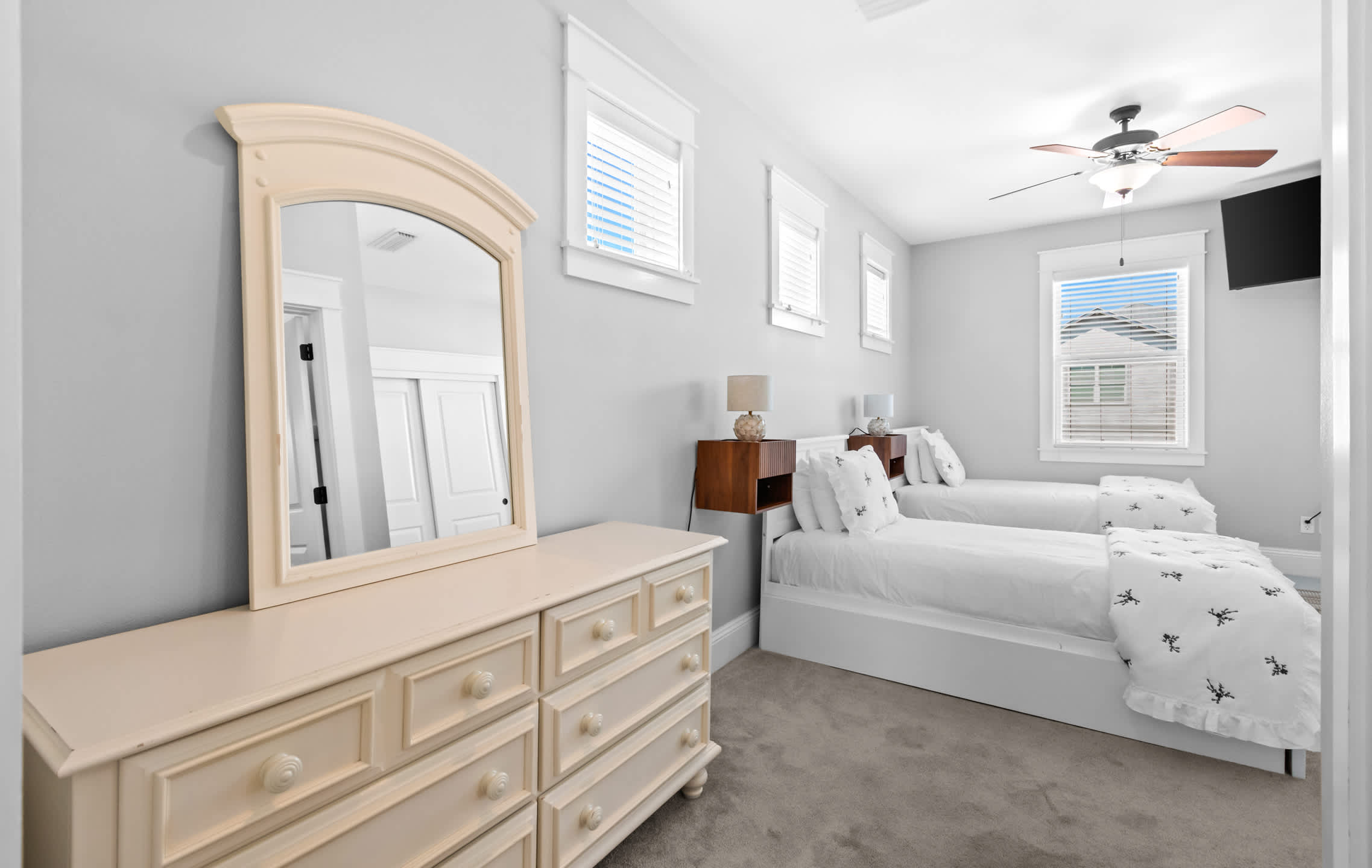 Barefoot Bungalow 51