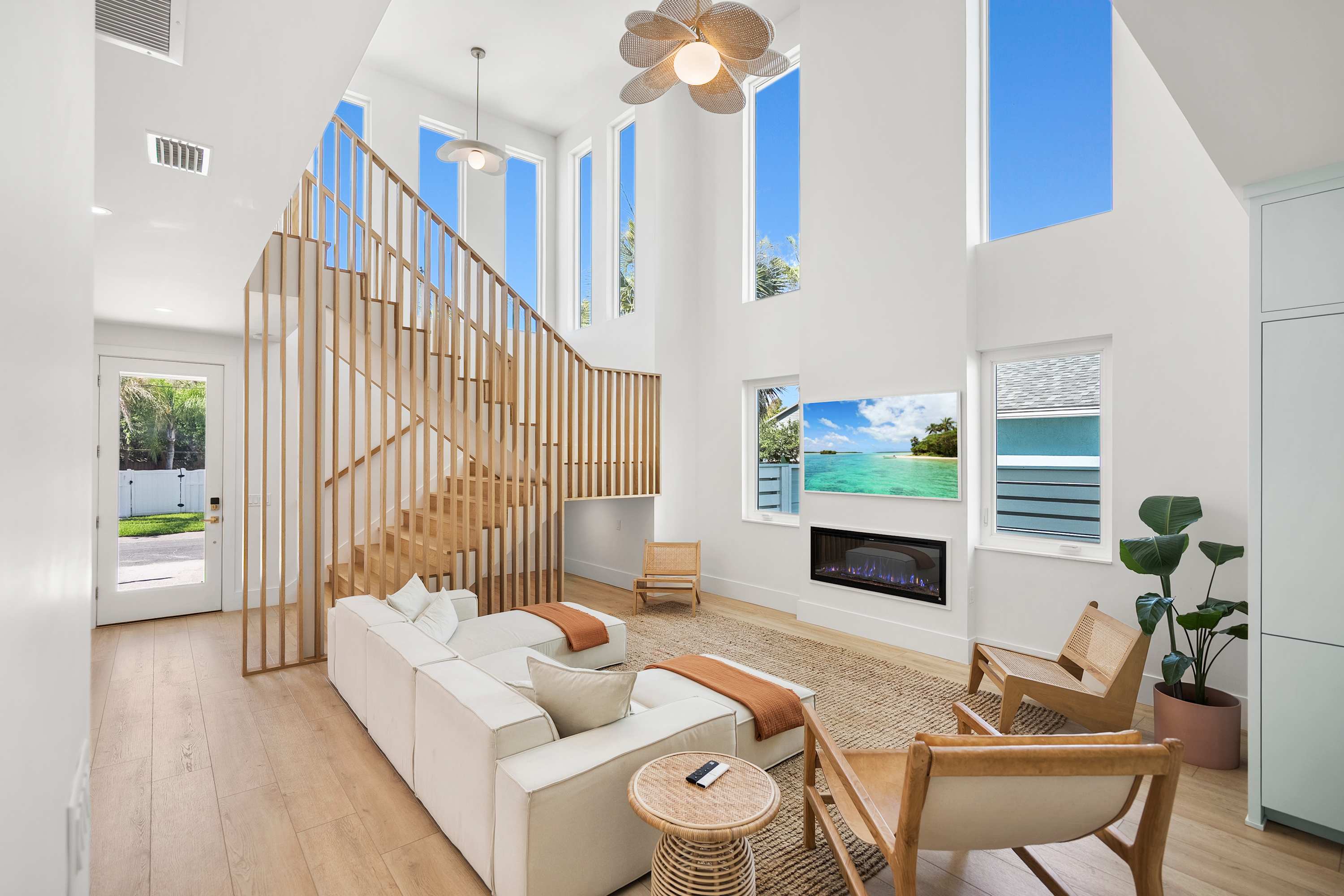 Luxury Beach Retreat, Pool Spa Sauna Yoga Studio