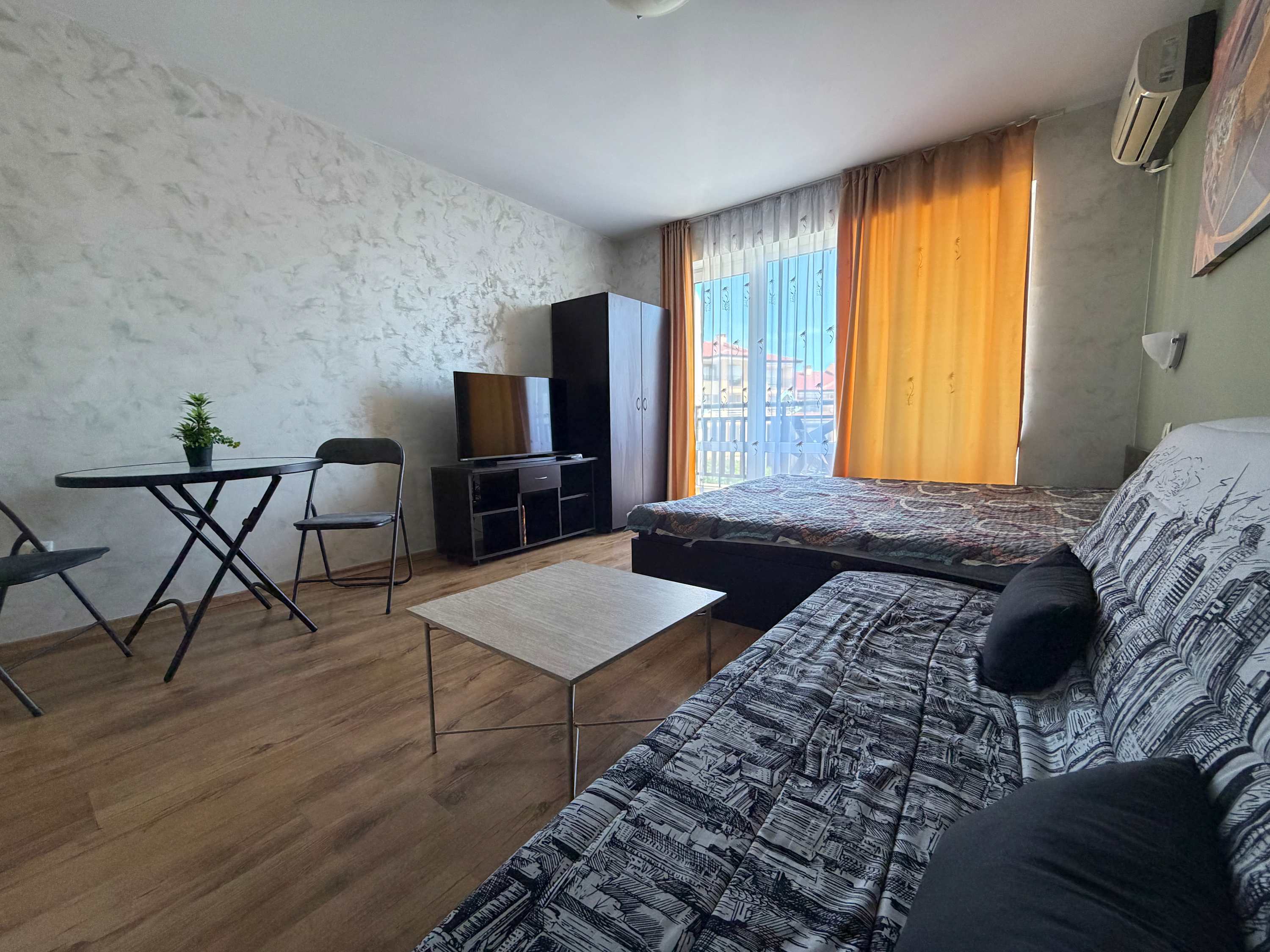 Property thumbnail 6