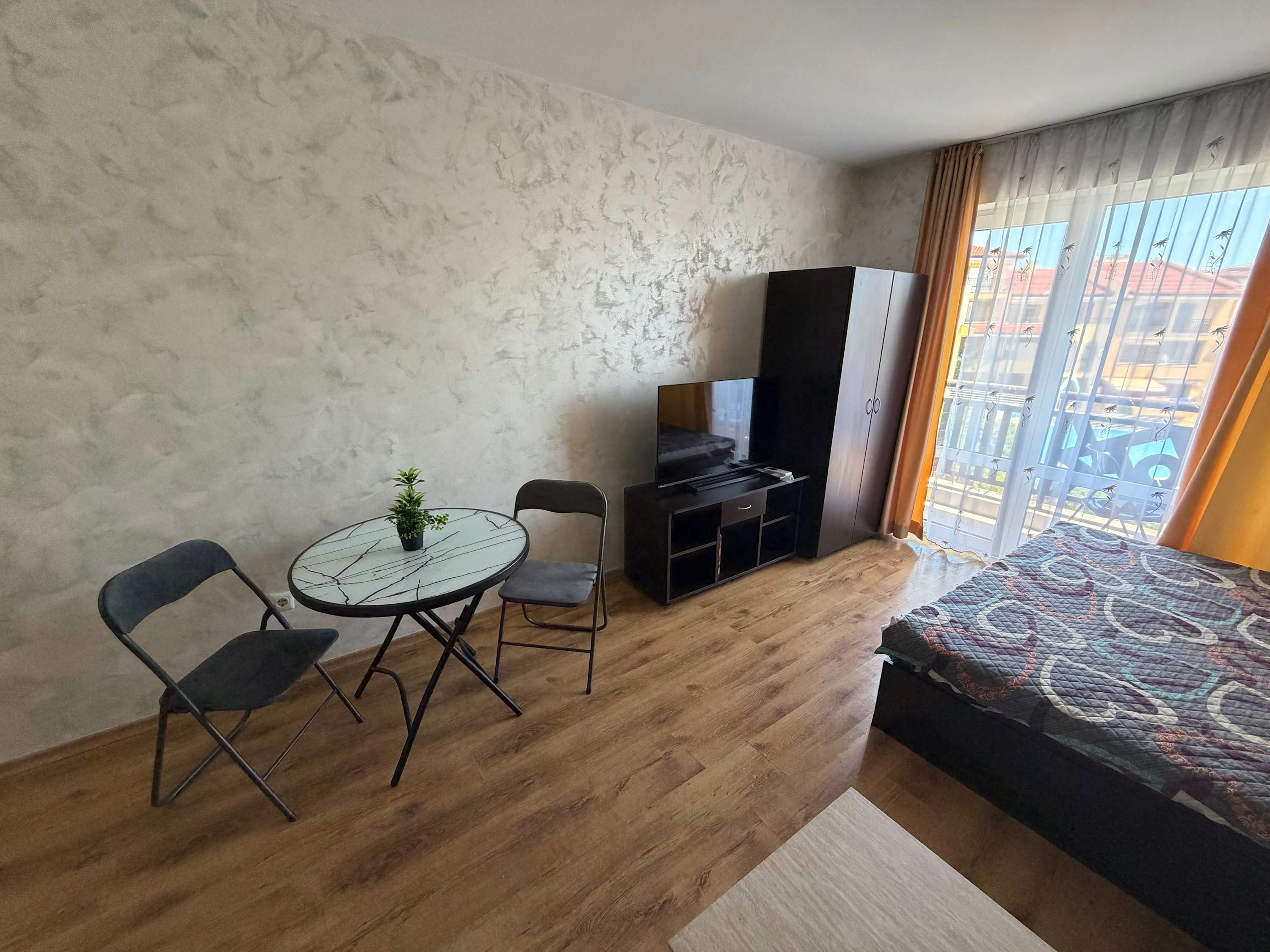 Property thumbnail 8