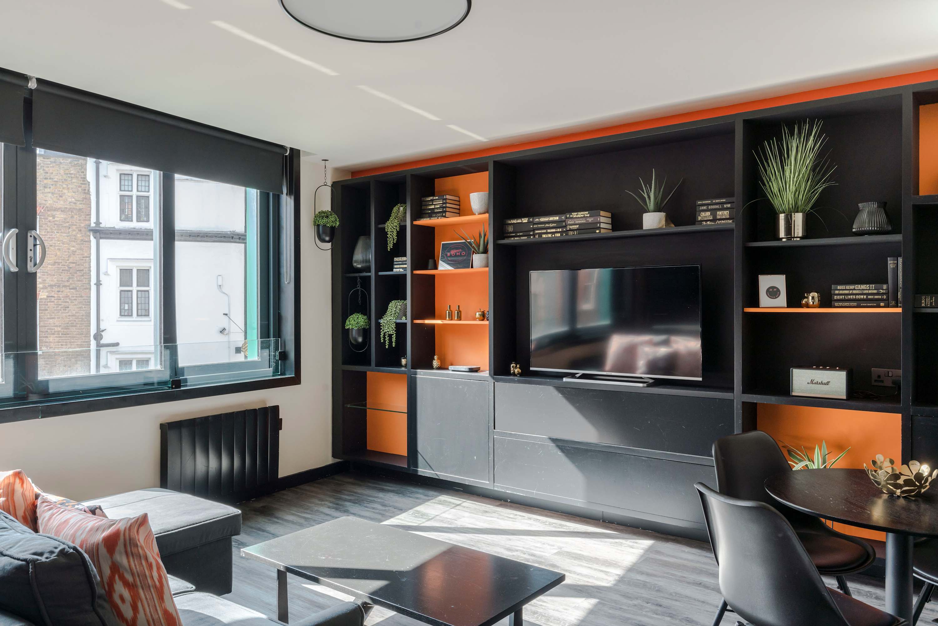 2-Bed Flat Near Leicester Sq · Soho · Sleeps 6 in Old Compton Street, 2 W1D 4TN - Property image 13 - VivreStays