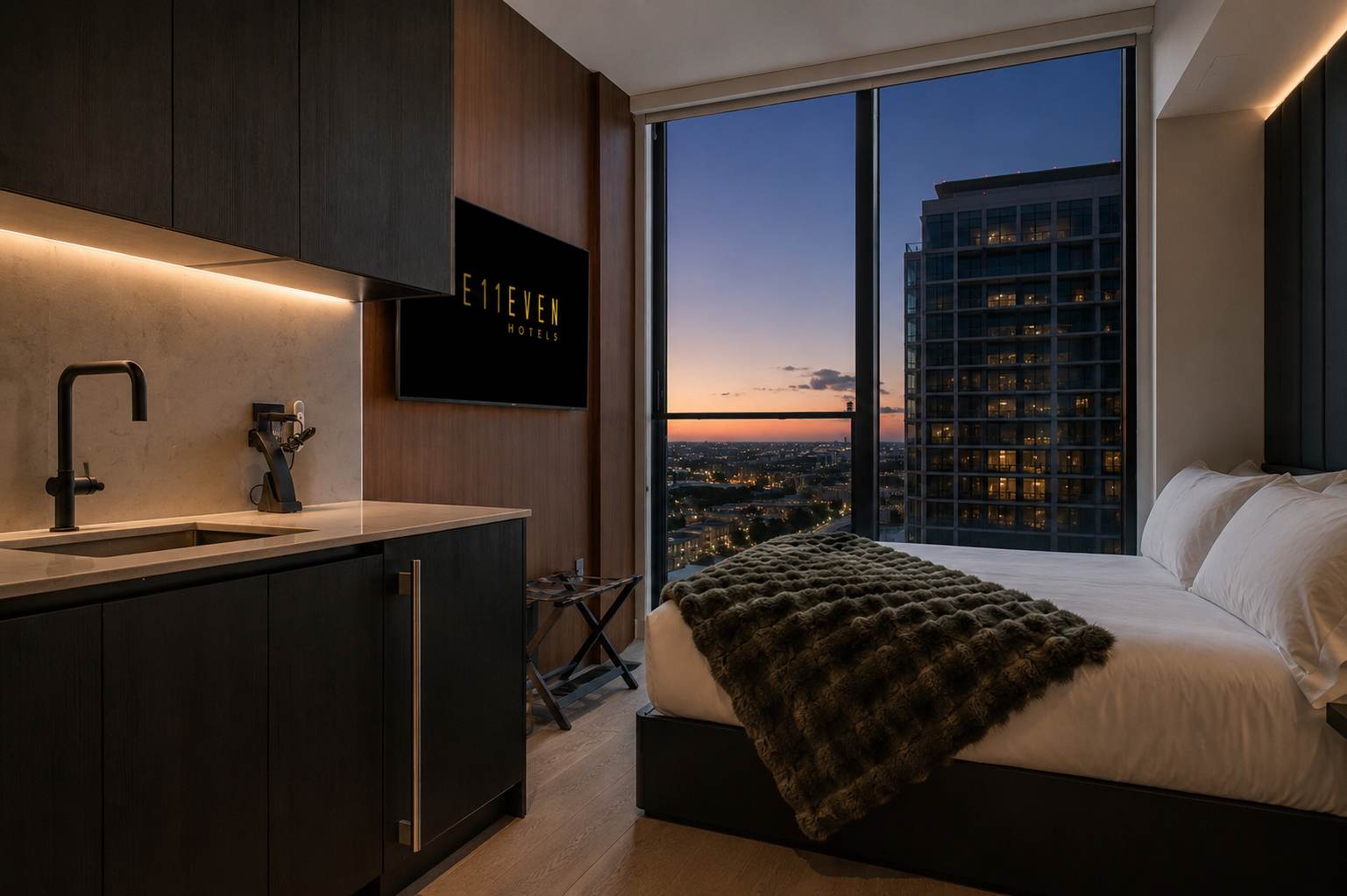 Elite E11EVEN Condo with Rooftop Pool & Resort Gym