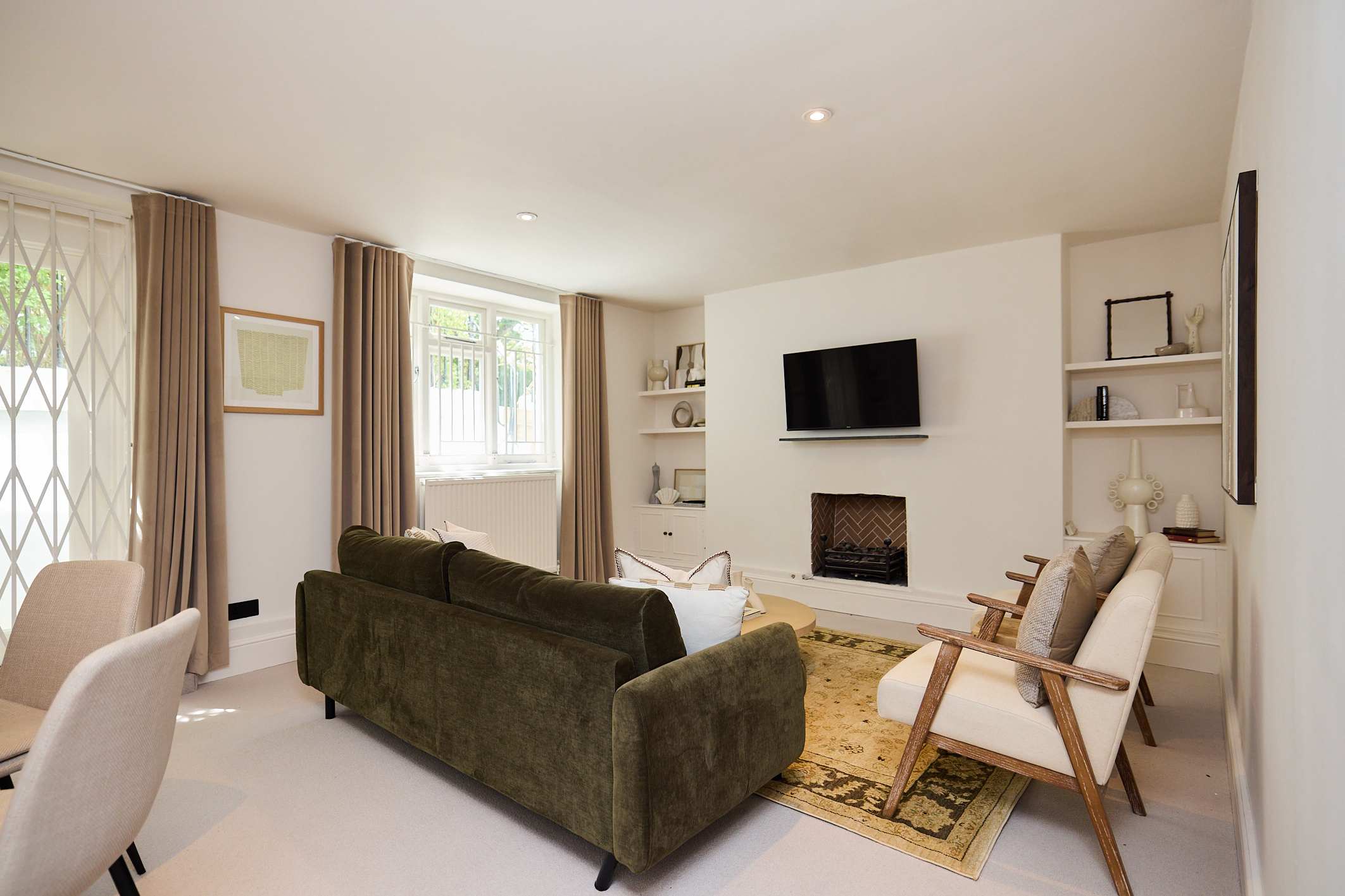 View The Ink & Olive Flat Clapham in Crescent Grove 31 SW4 7AF The Ink & Olive Flat Clapham in Crescent Grove 31 SW4 7AF - Property image 3 - VivreStays