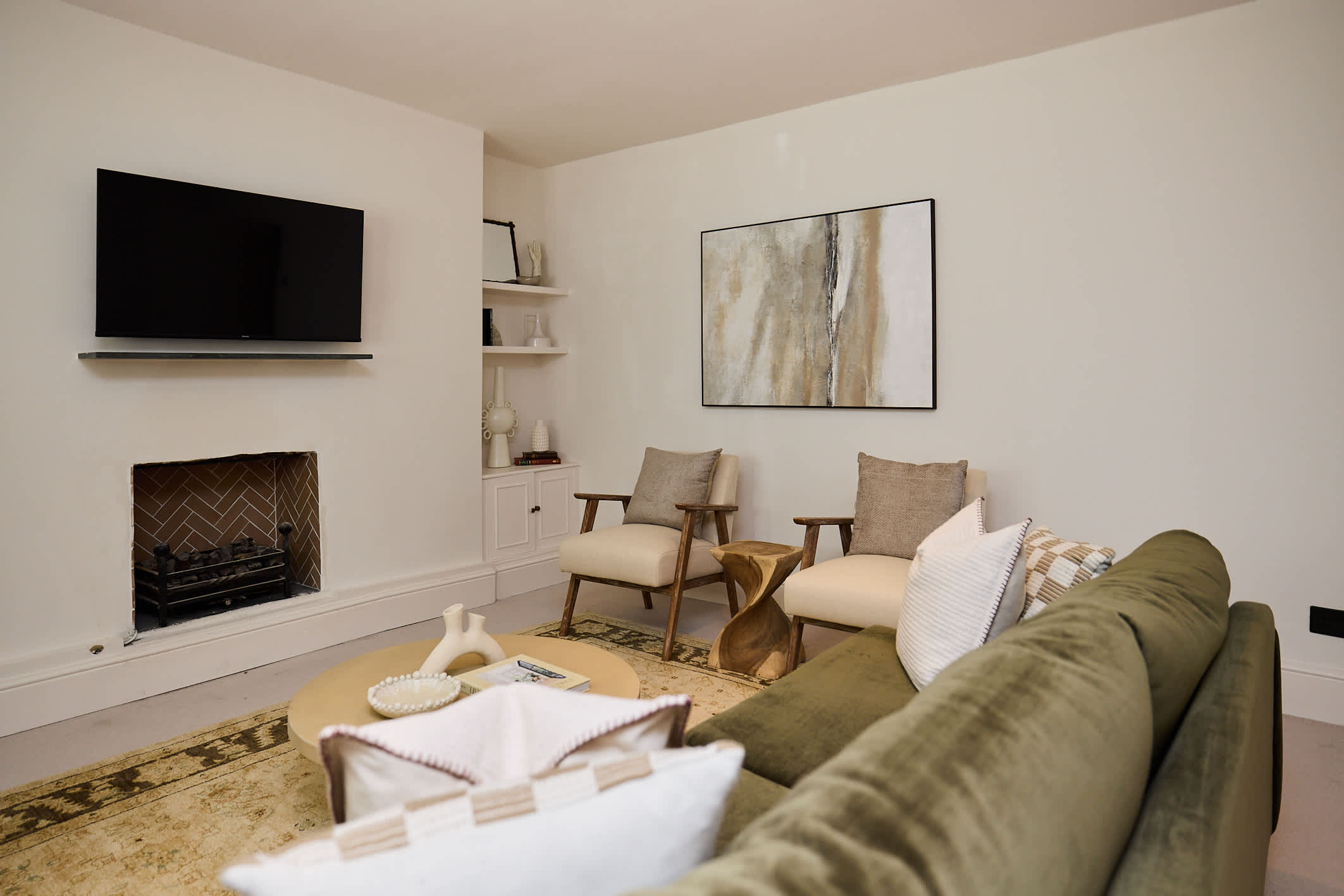 View The Ink & Olive Flat Clapham in Crescent Grove 31 SW4 7AF The Ink & Olive Flat Clapham in Crescent Grove 31 SW4 7AF - Property image 4 - VivreStays