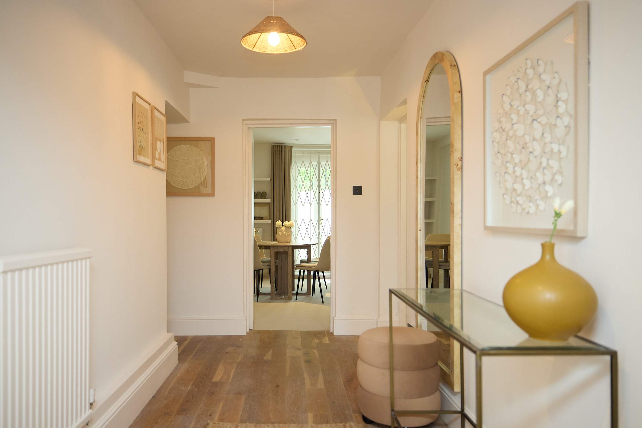 View The Ink & Olive Flat Clapham in Crescent Grove 31 SW4 7AF The Ink & Olive Flat Clapham in Crescent Grove 31 SW4 7AF - Property image 7 - VivreStays