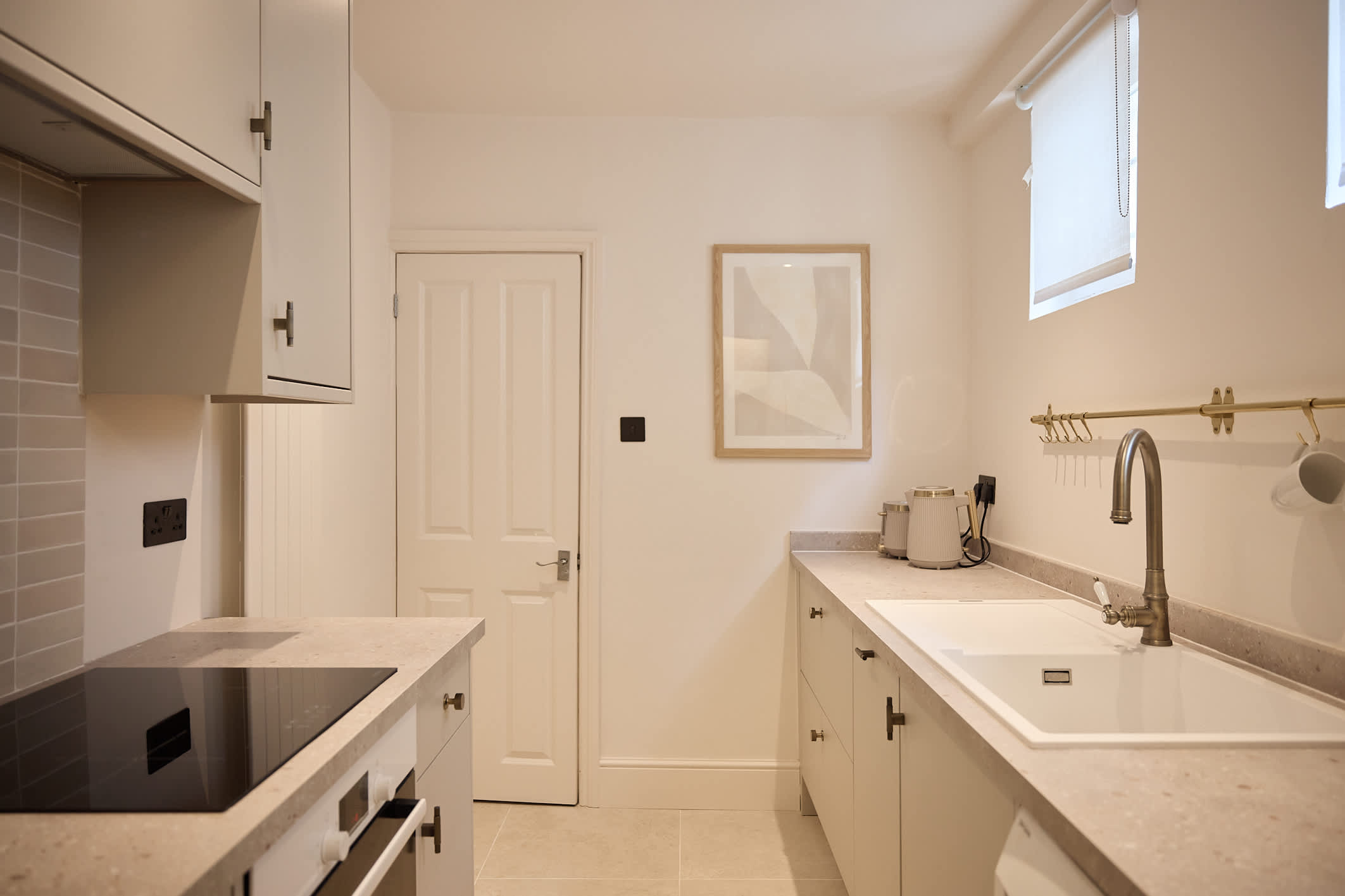 View The Ink & Olive Flat Clapham in Crescent Grove 31 SW4 7AF The Ink & Olive Flat Clapham in Crescent Grove 31 SW4 7AF - Property image 12 - VivreStays