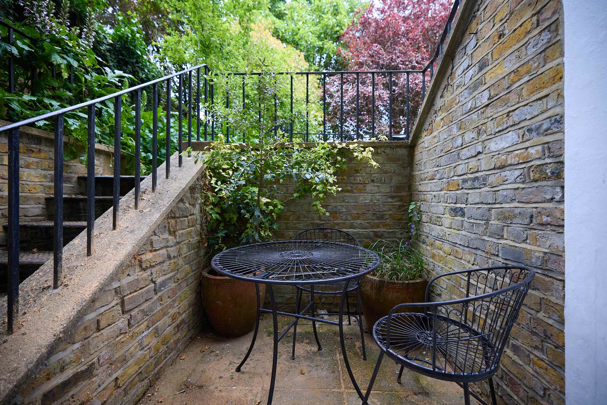 View The Ink & Olive Flat Clapham in Crescent Grove 31 SW4 7AF The Ink & Olive Flat Clapham in Crescent Grove 31 SW4 7AF - Property image 30 - VivreStays