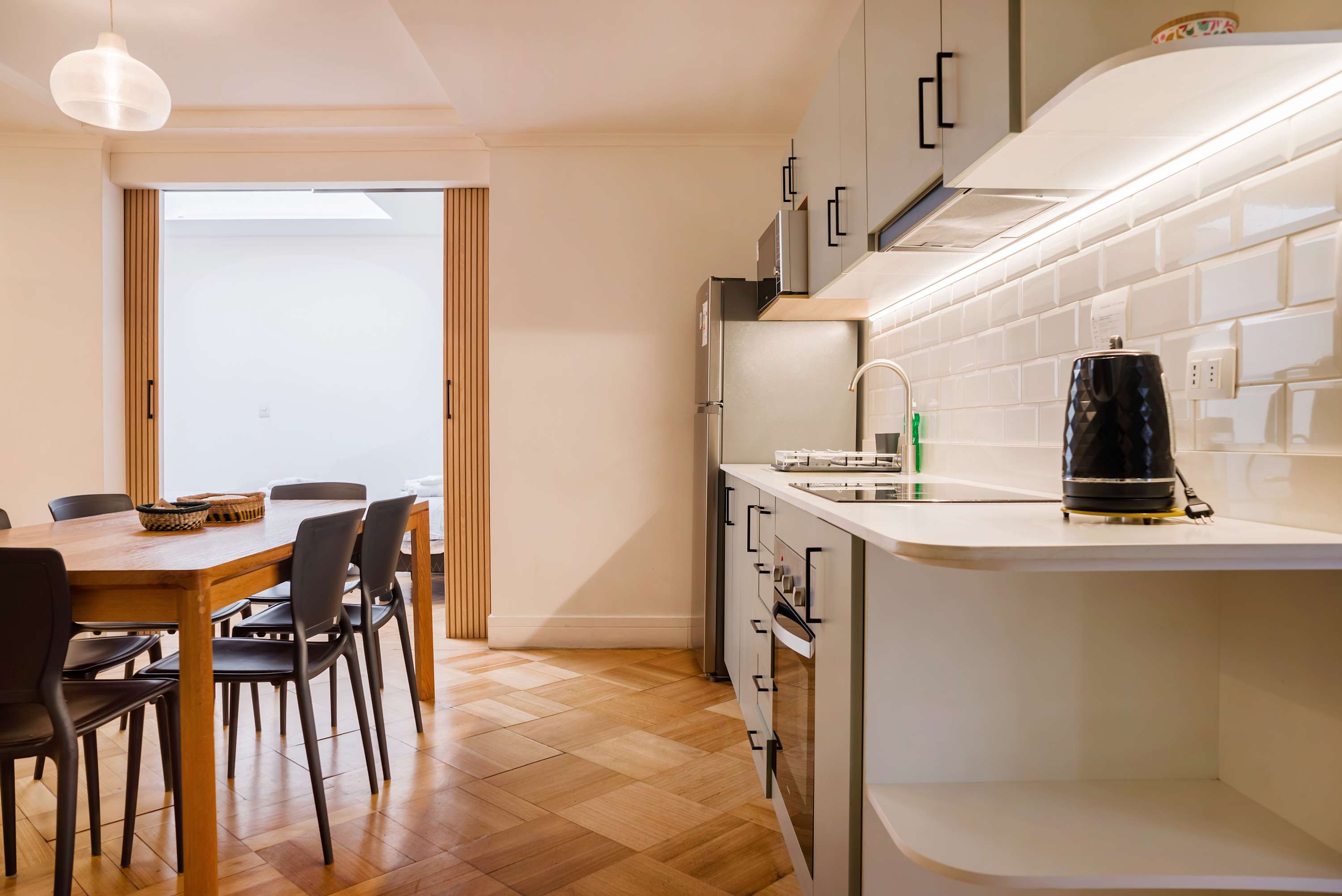 Luxury 1BR Loft in Bellavista | Near Metro Fits 5