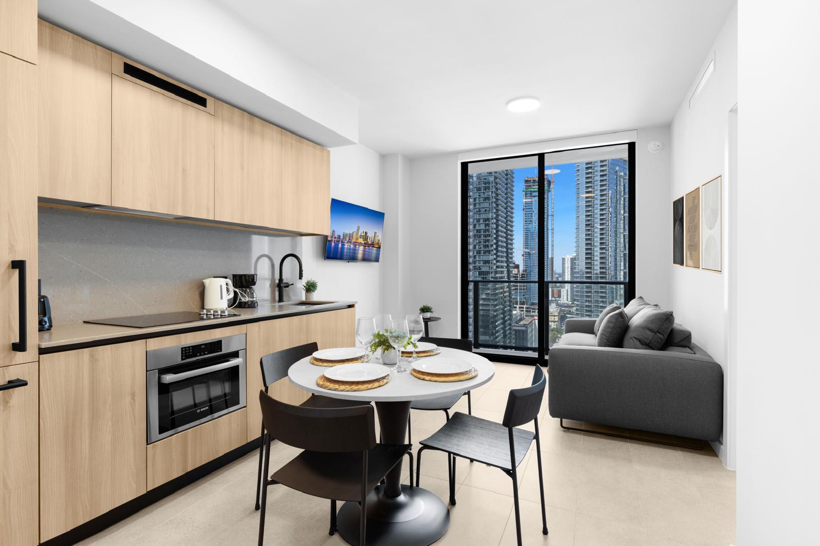 FIFA Fan Fest Walk - Sleek 1BR plus Den - RoofPool