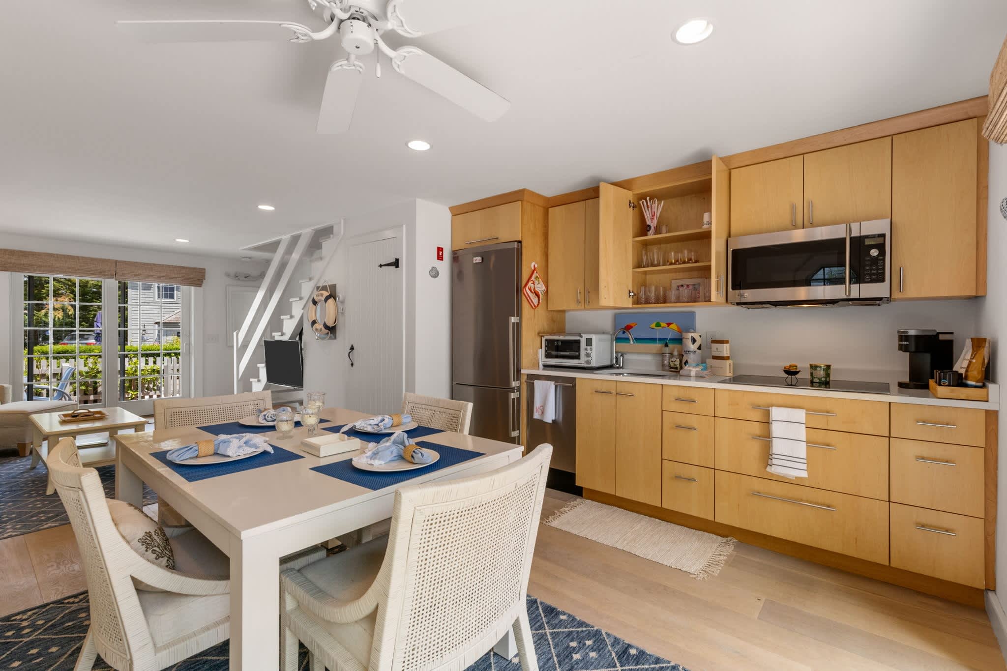 Gather together & swap stories around the dining table​