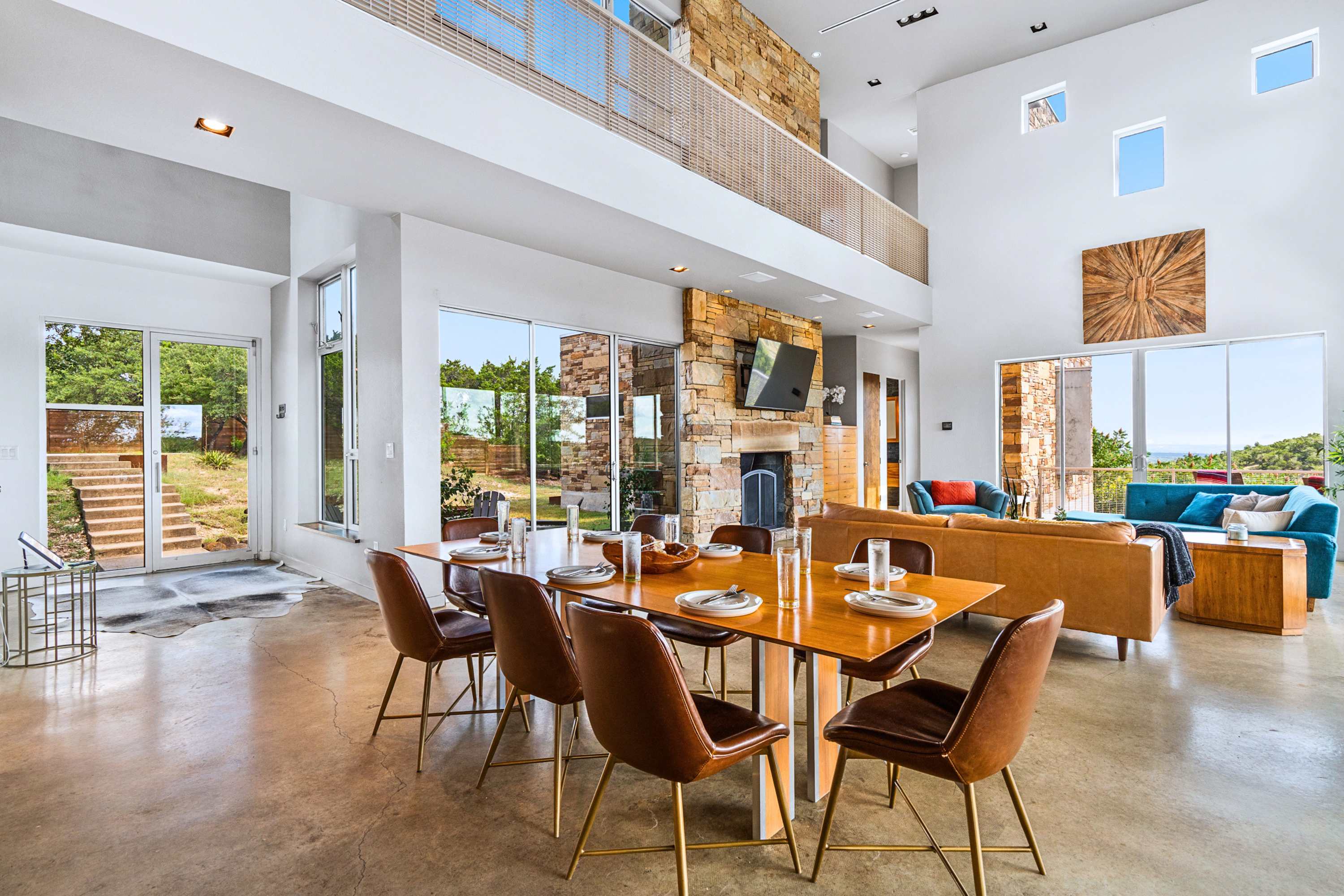 Luxury 7BR Hill Country Gem with Barndominium 3