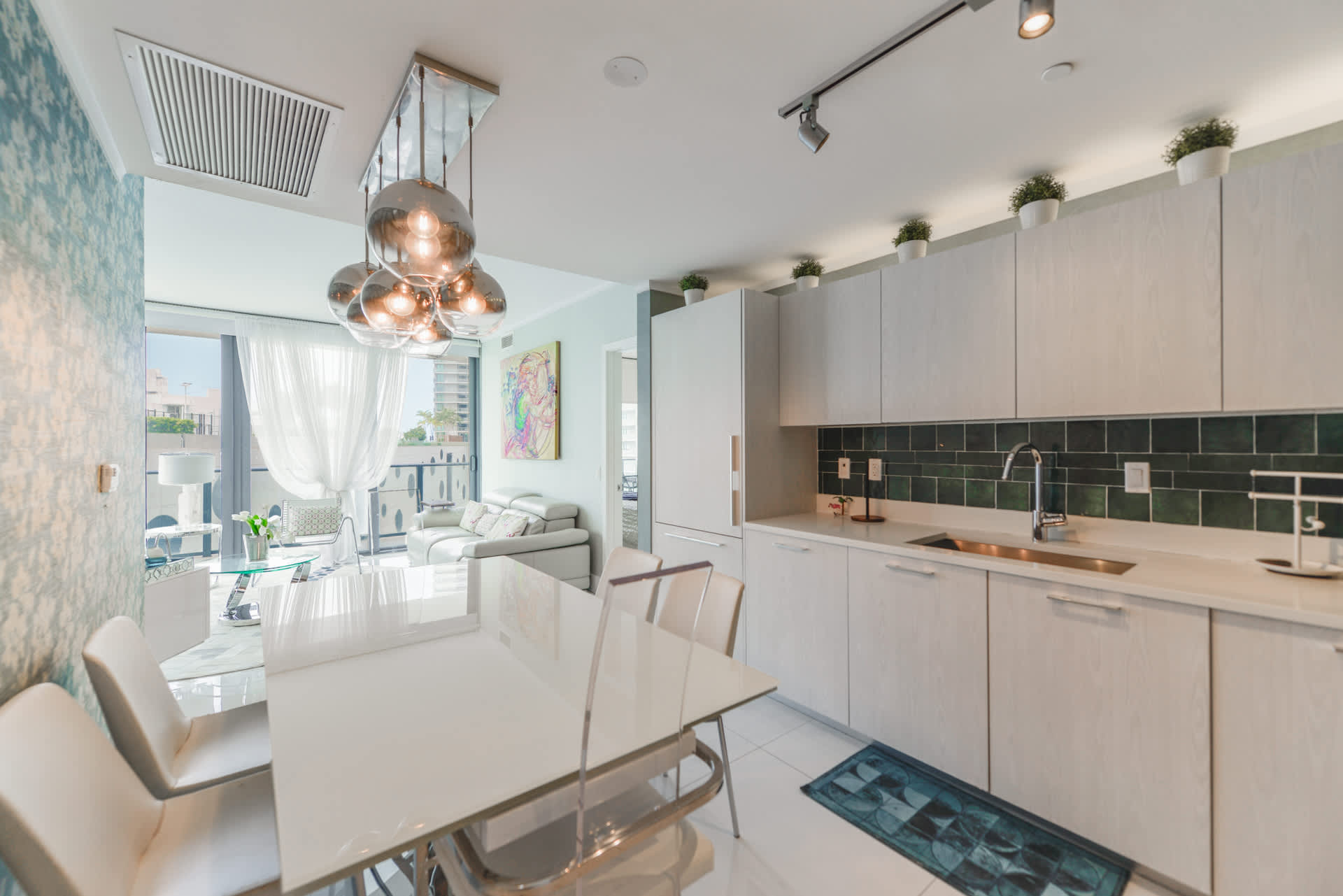 Luxury 3BR | Rooftop Pool & Spa | Edgewater Miami