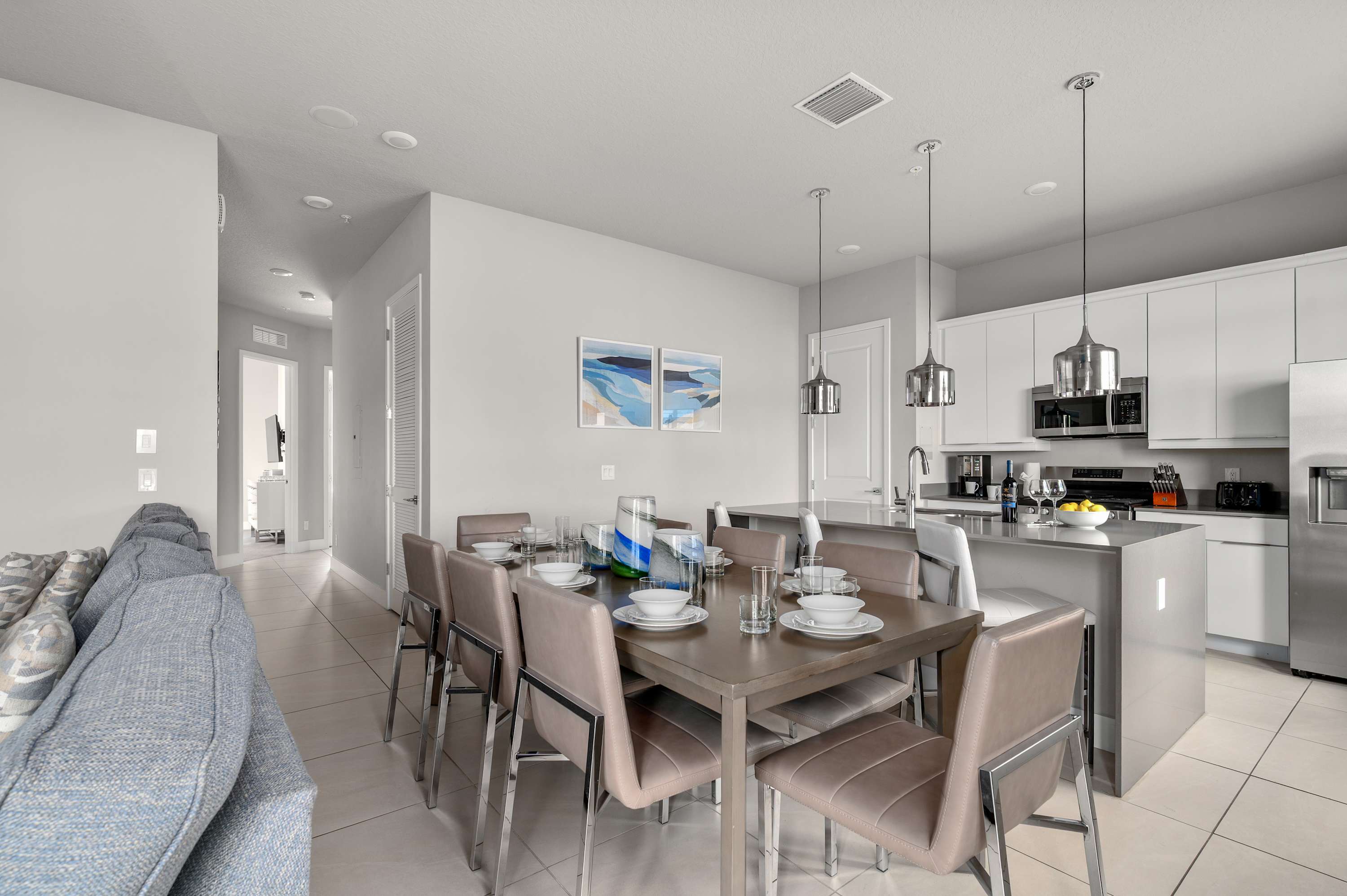 Condo w/pool & golf view balcony