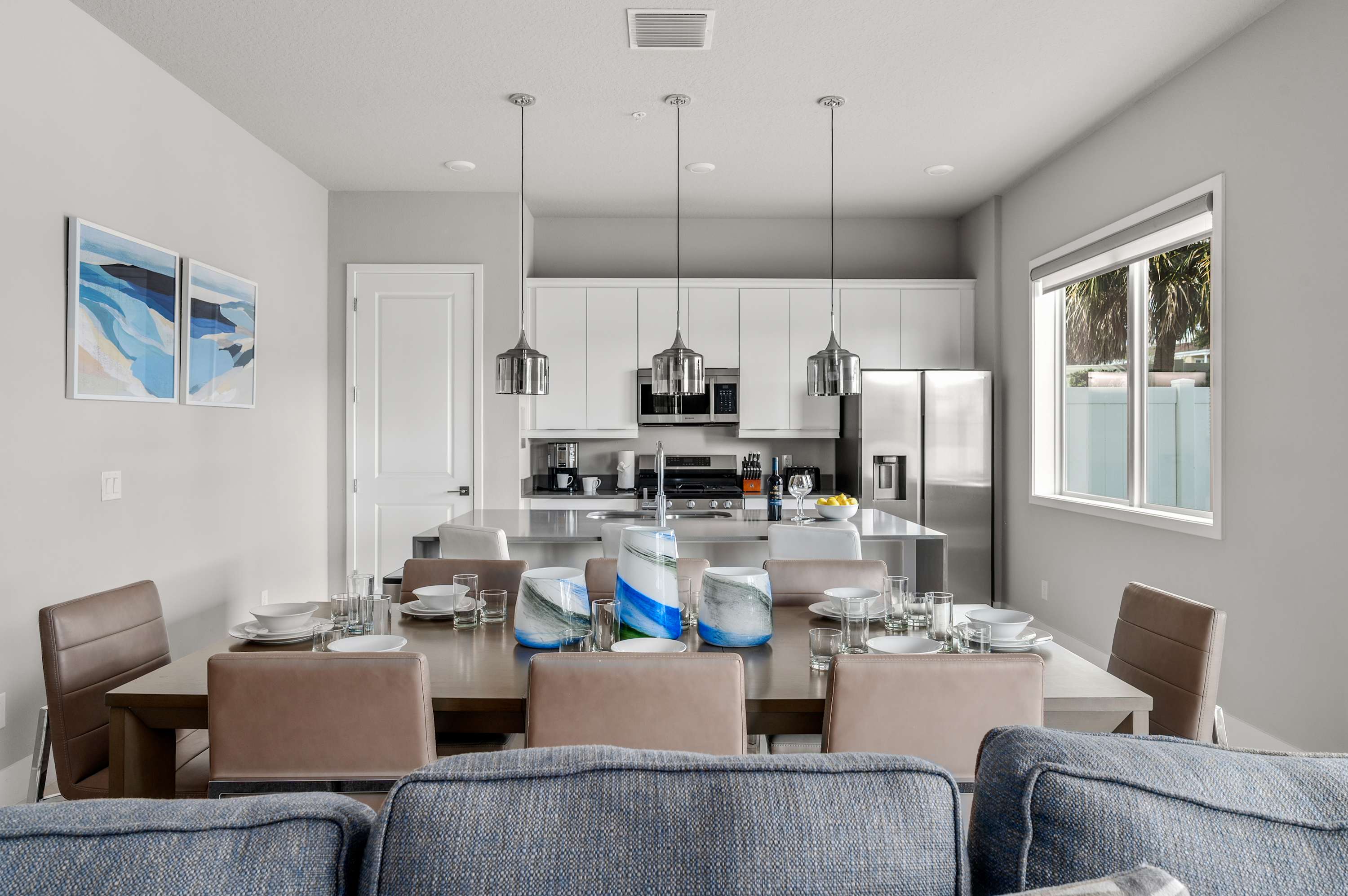 Condo w/pool & golf view balcony
