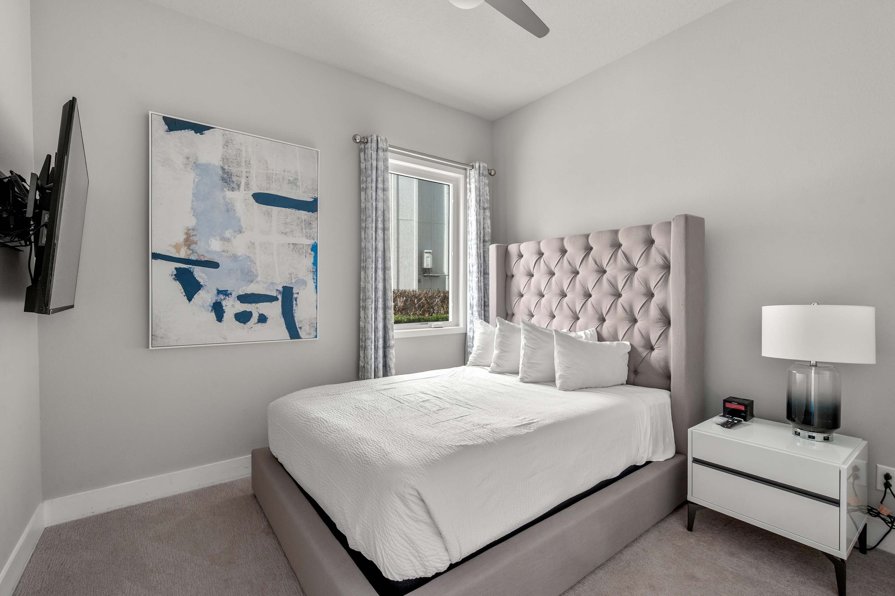 Condo w/pool & golf view balcony