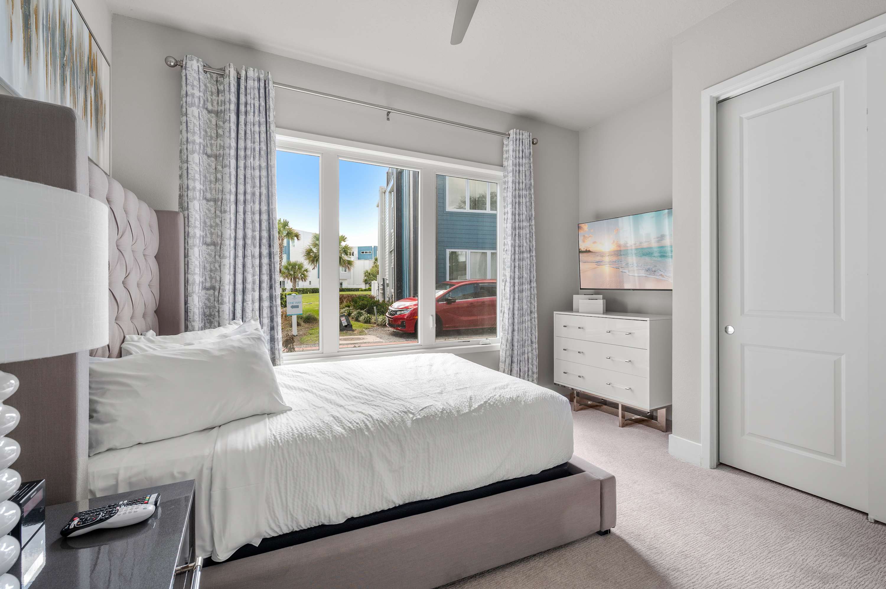 Condo w/pool & golf view balcony