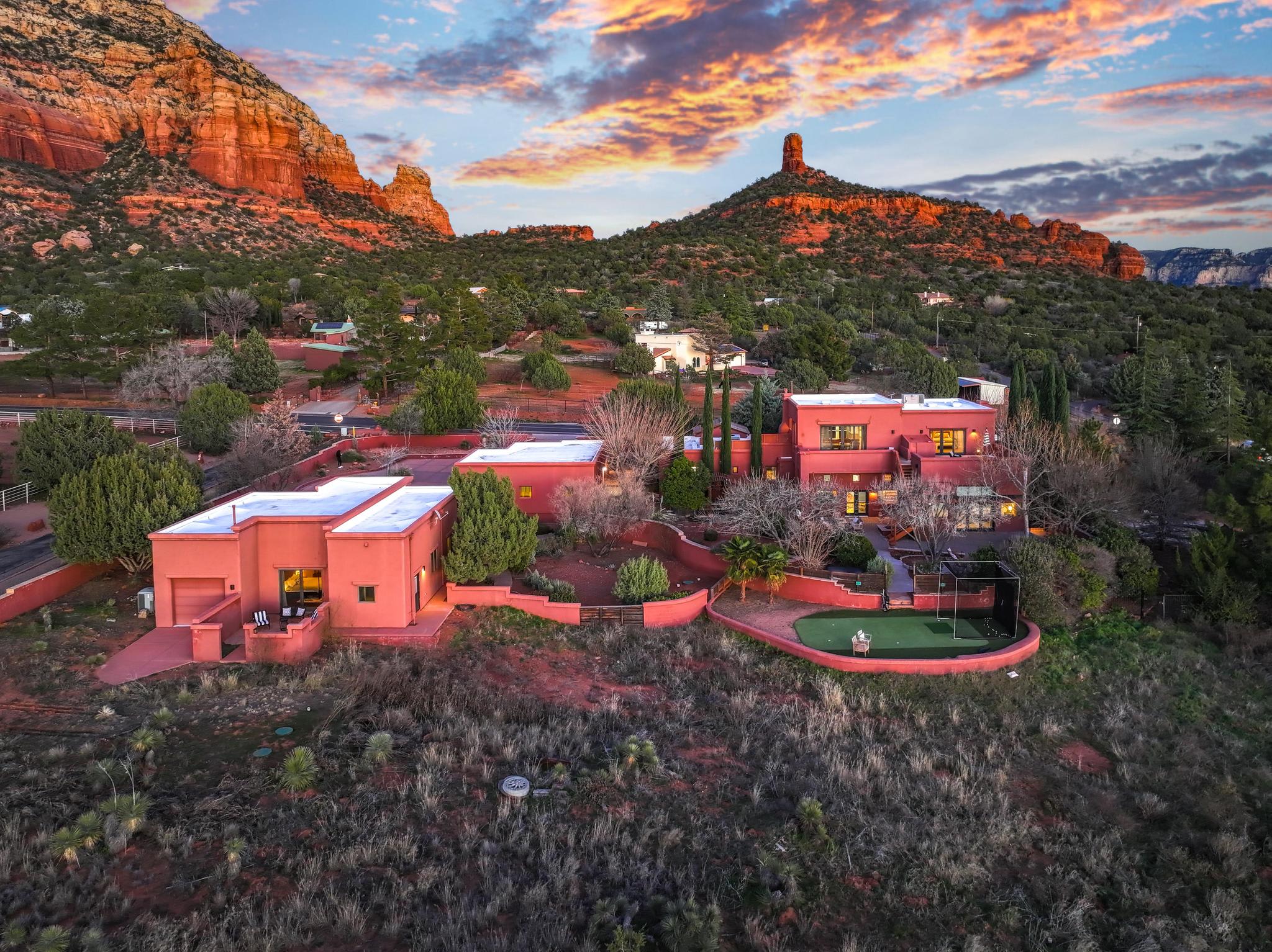 Designer Sedona Haven: Pool, Views, Sunsets, Games