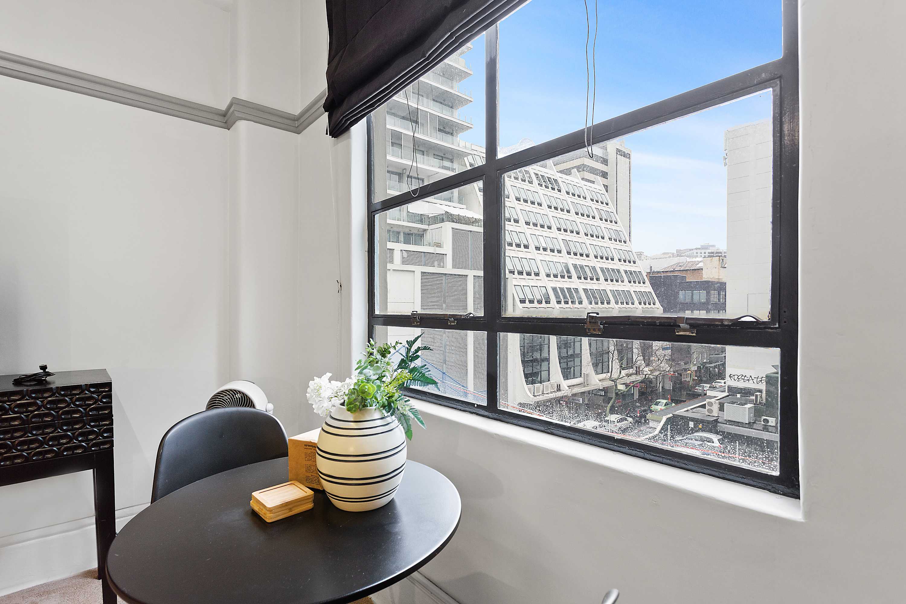Lovely 1 Bedroom Unit in CBD by Zodiak Stays | Photo 3