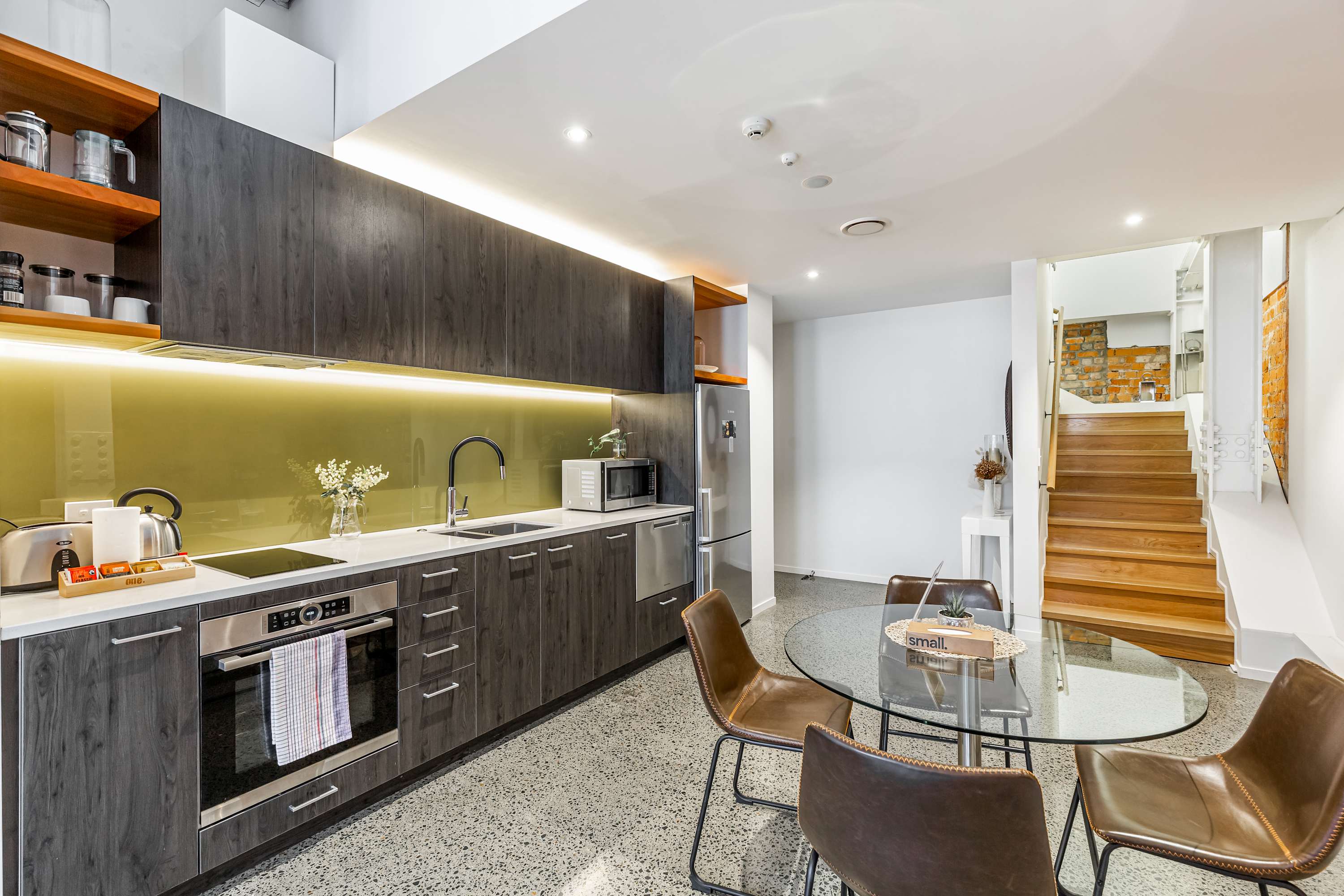 Downtown CBD Apt Central Walkable Zodiak Stays
