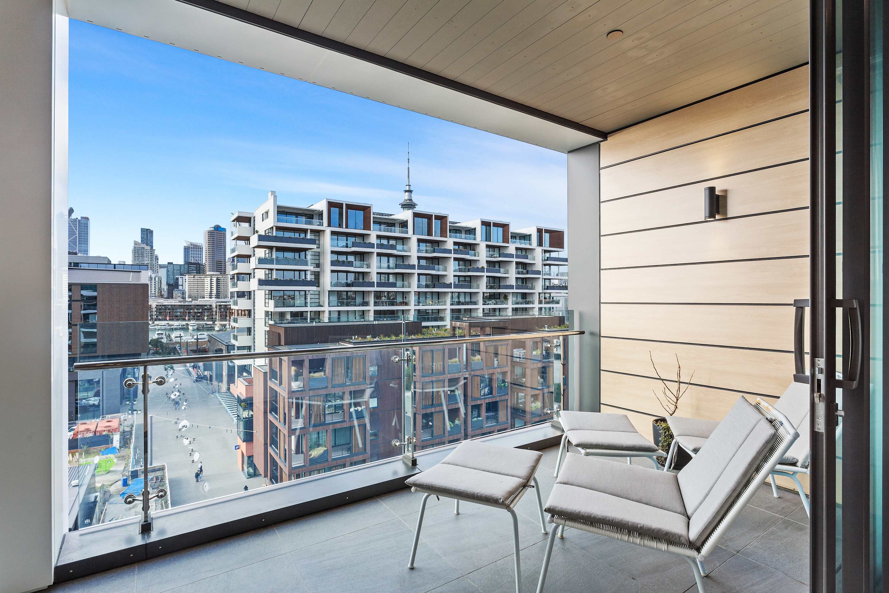 Modern Studio in Wynyard Quarter by Zodiak Stays