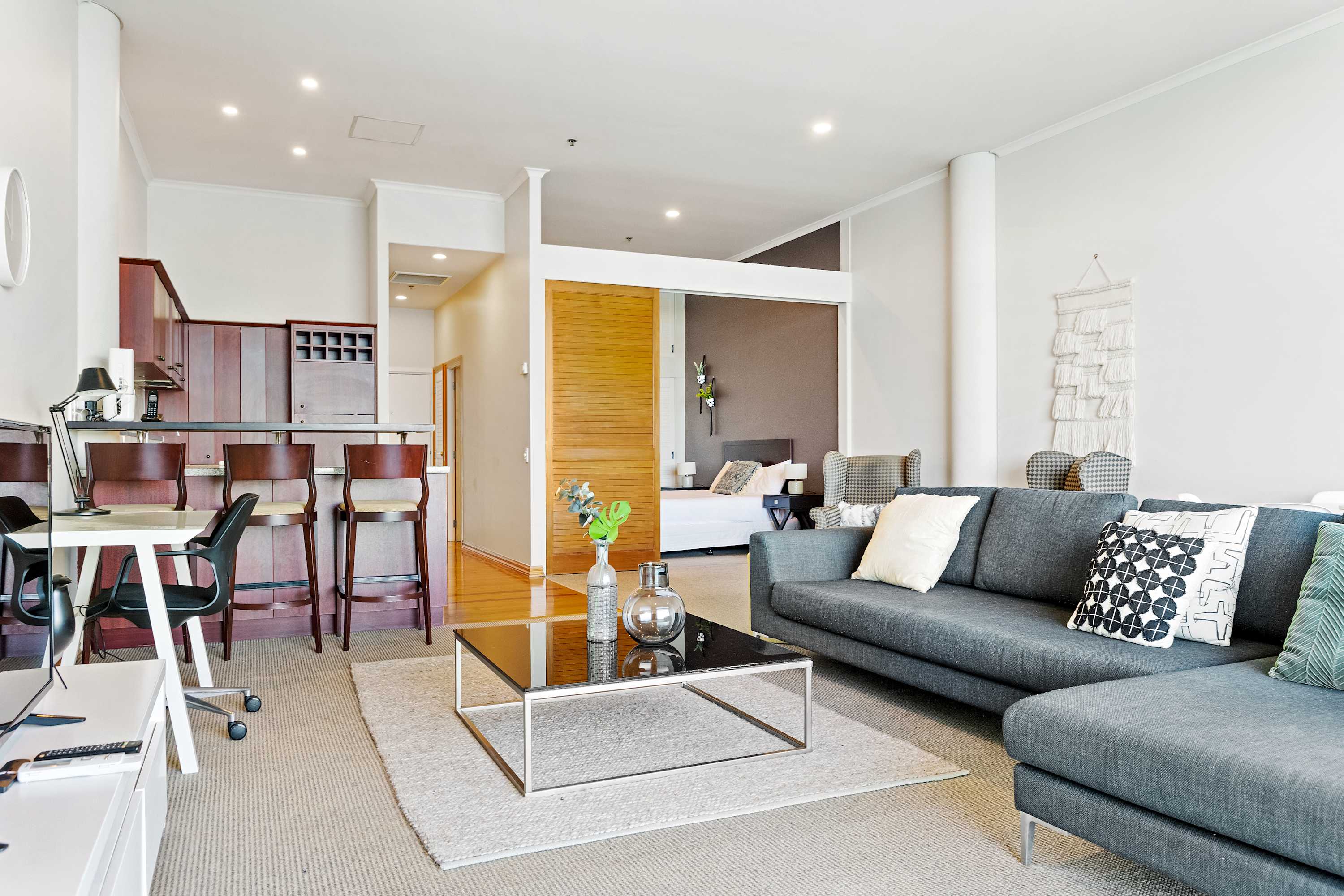 Relaxing Sea Wharf View Apartment by Zodiak Stays | Photo 3