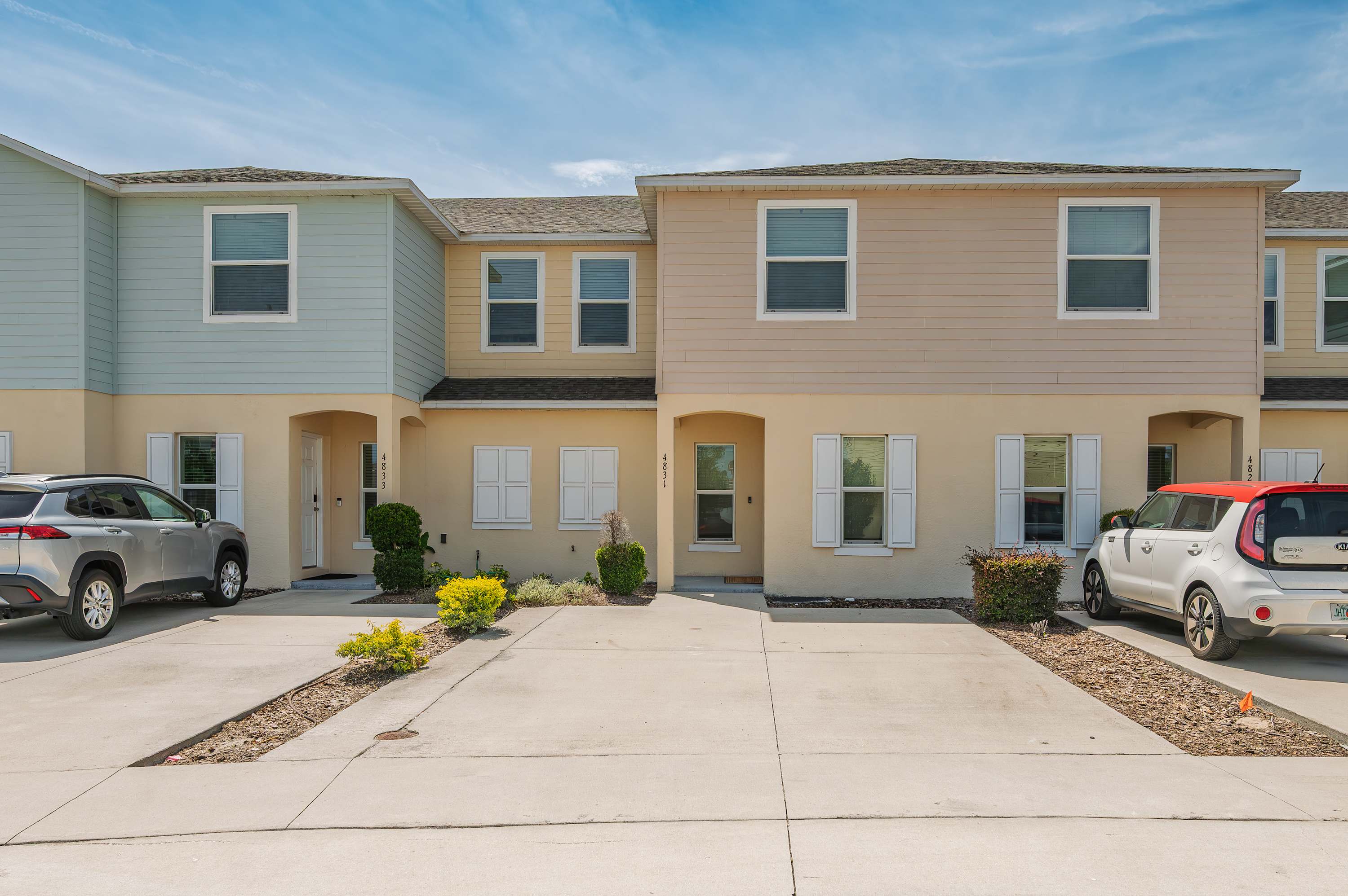 Spacious townhouse with grill & near Magic Kingdom