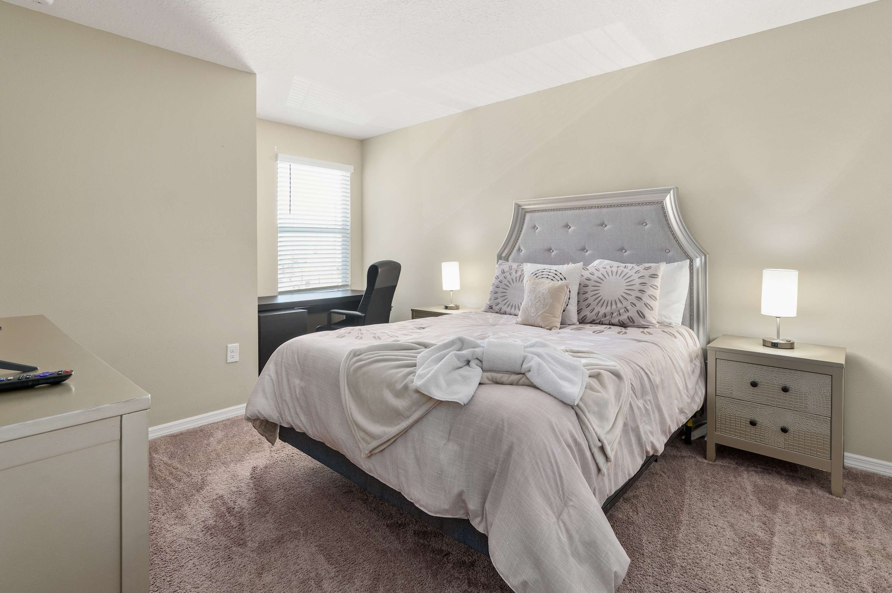 Spacious townhouse with grill & near Magic Kingdom