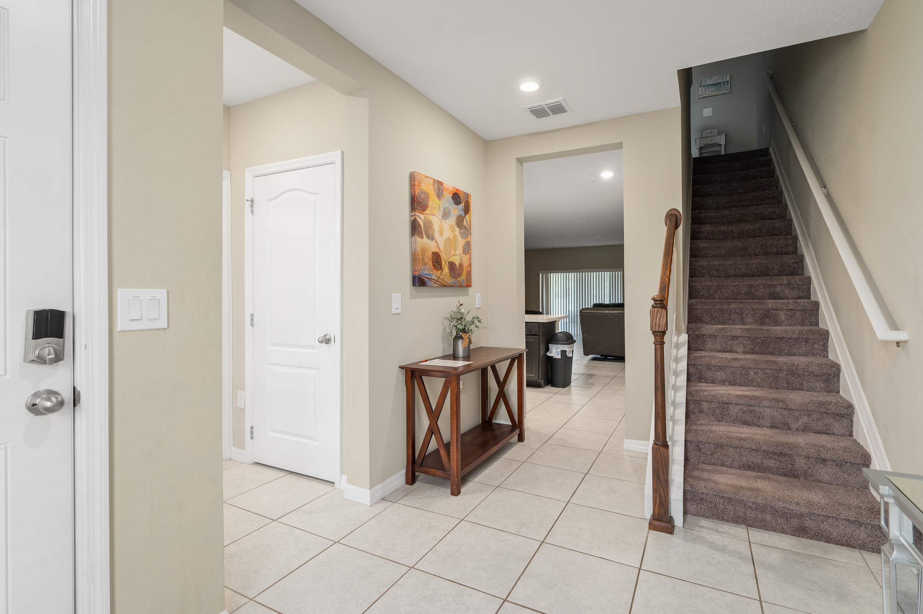 Spacious townhouse with grill & near Magic Kingdom