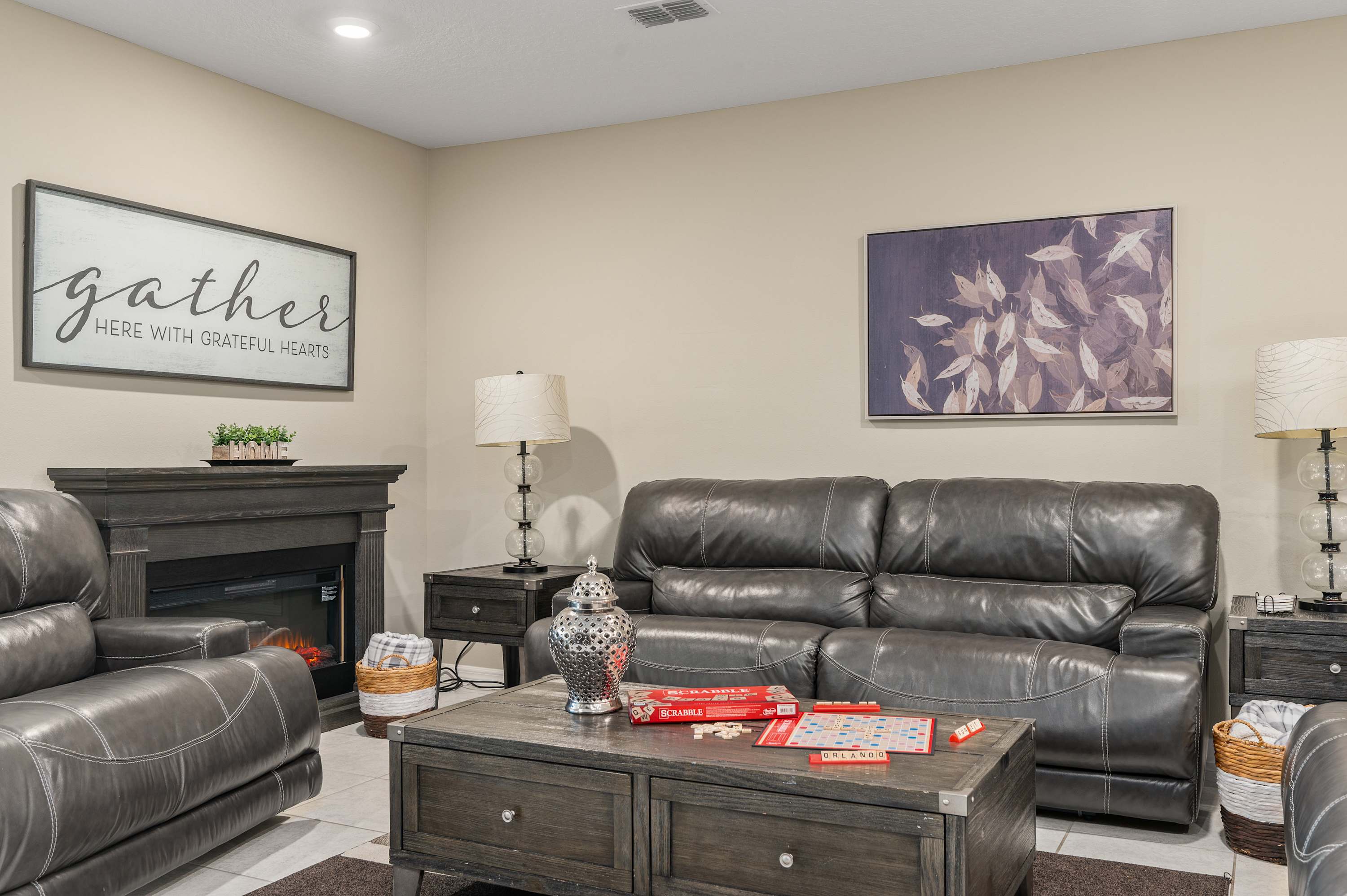 Spacious townhouse with grill & near Magic Kingdom