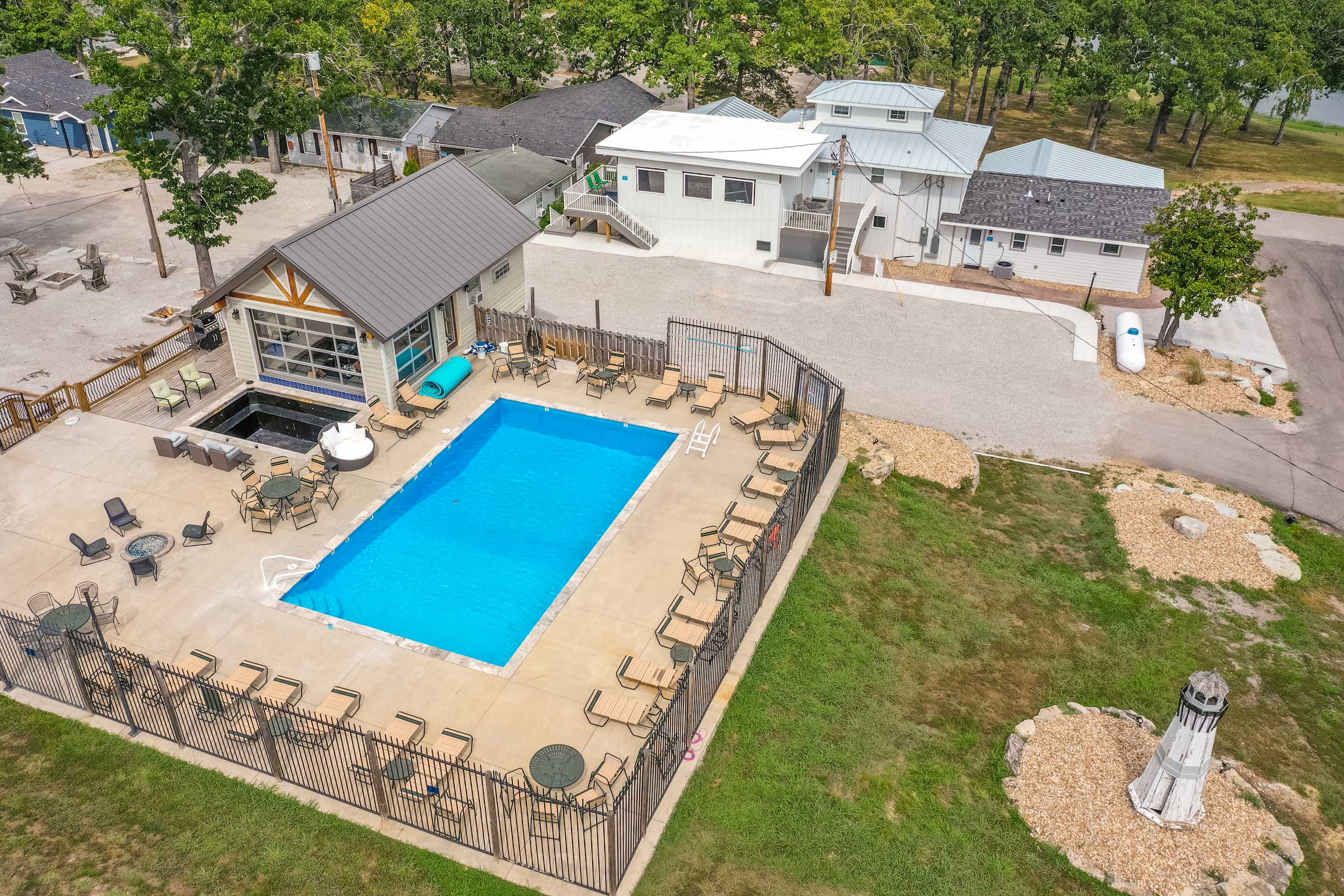 Seasonal shared resort pool