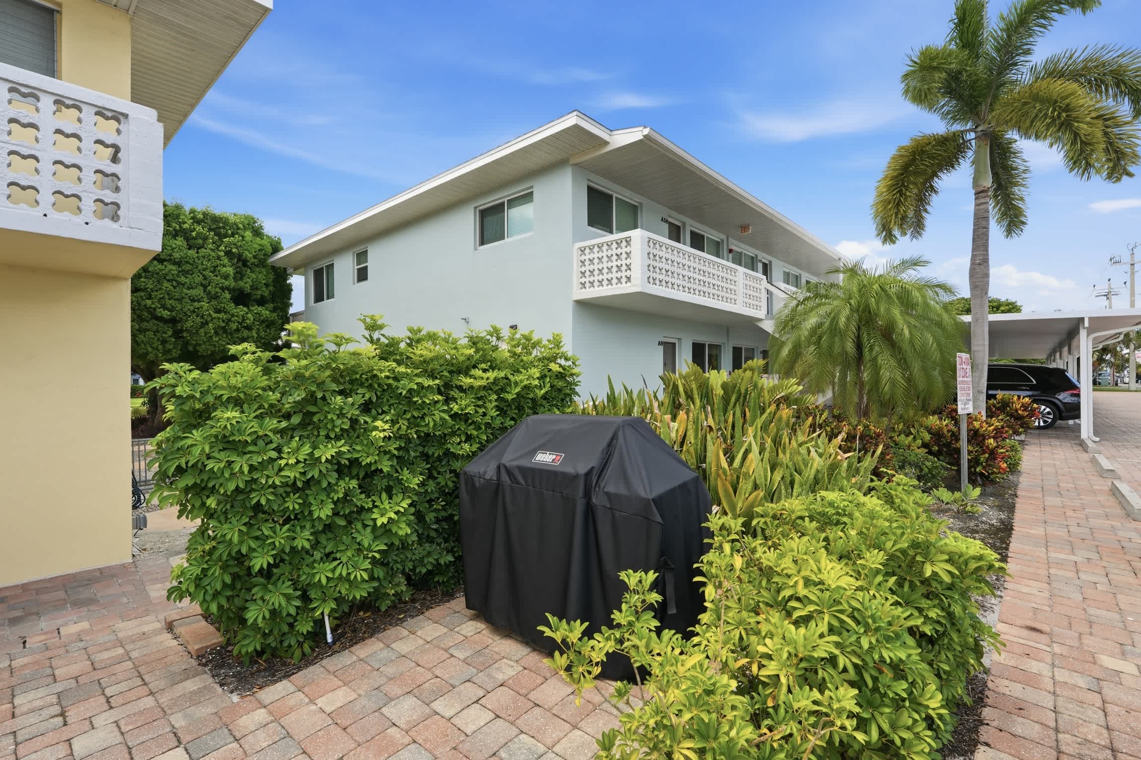 First Floor Condo Walk to Beach Dining | Photo 21