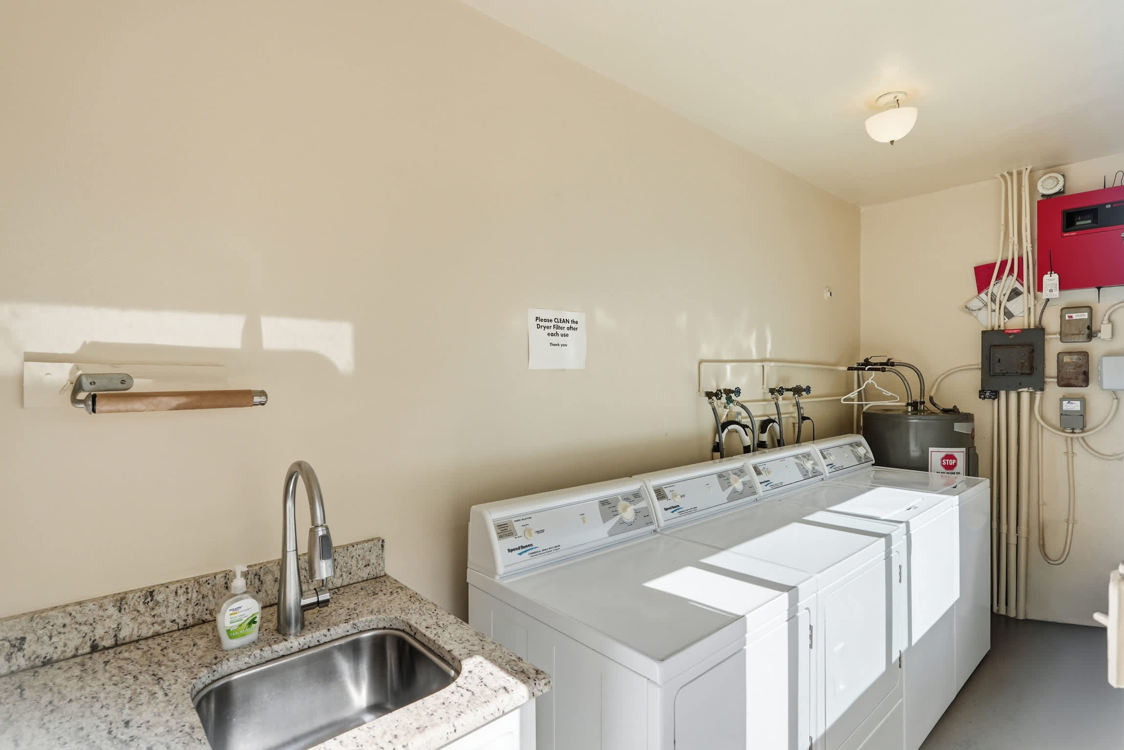 First Floor Condo Walk to Beach Dining | Photo 20