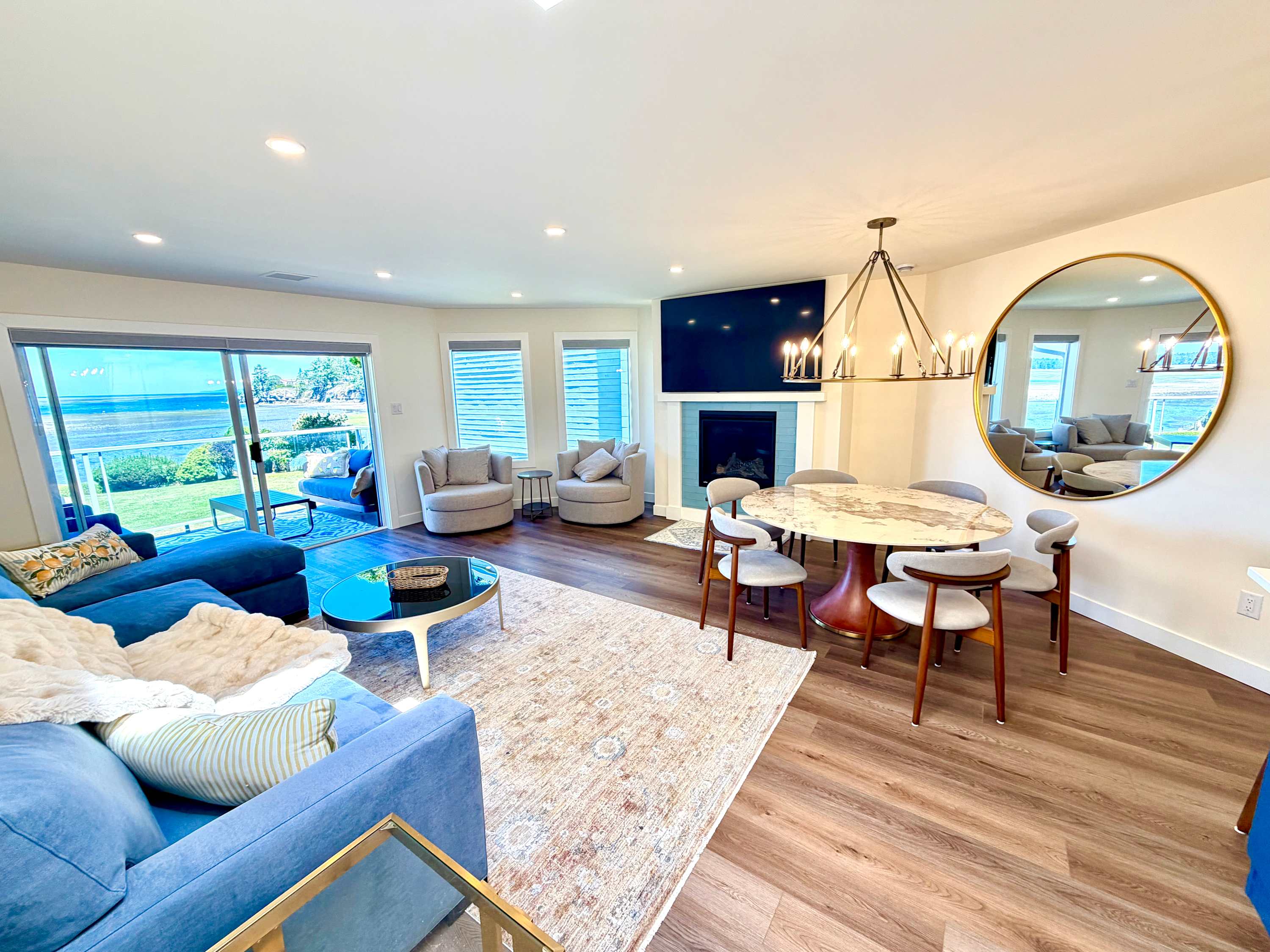 Coastal Elegance - 1bdrm - Kanada