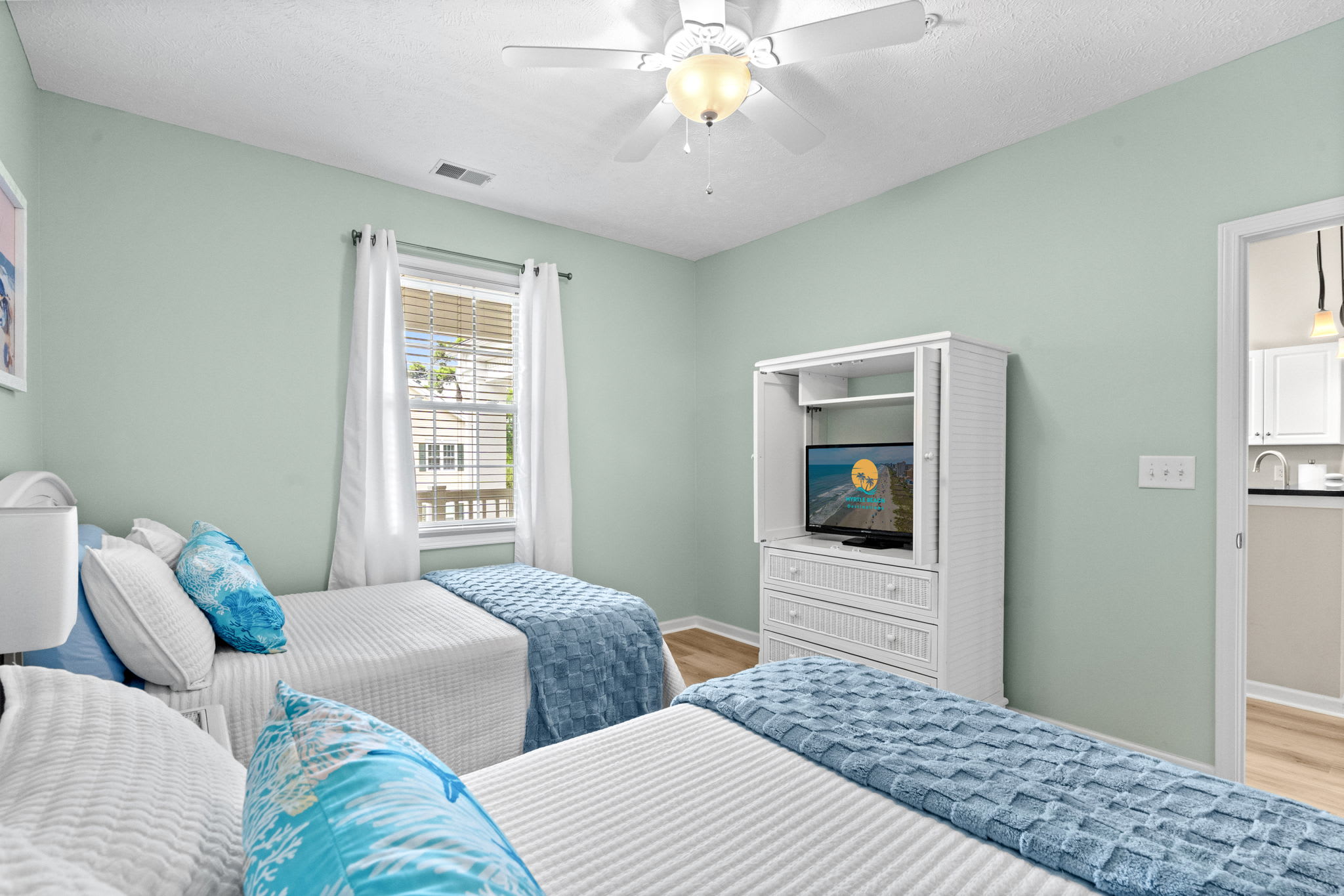 Ocean Keyes 3332 Beach Nearby | Photo 19