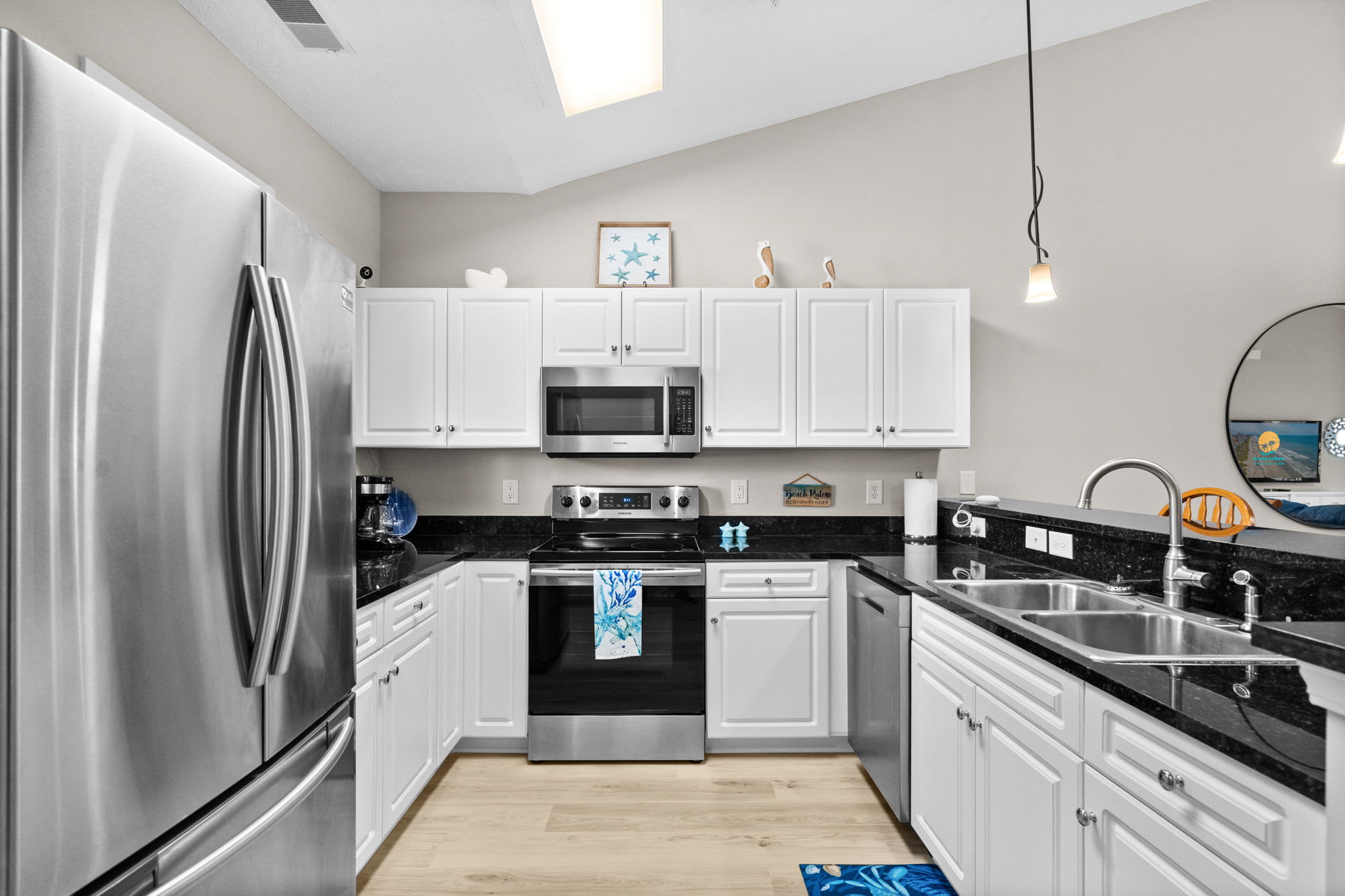 Ocean Keyes 3332 Beach Nearby | Photo 6