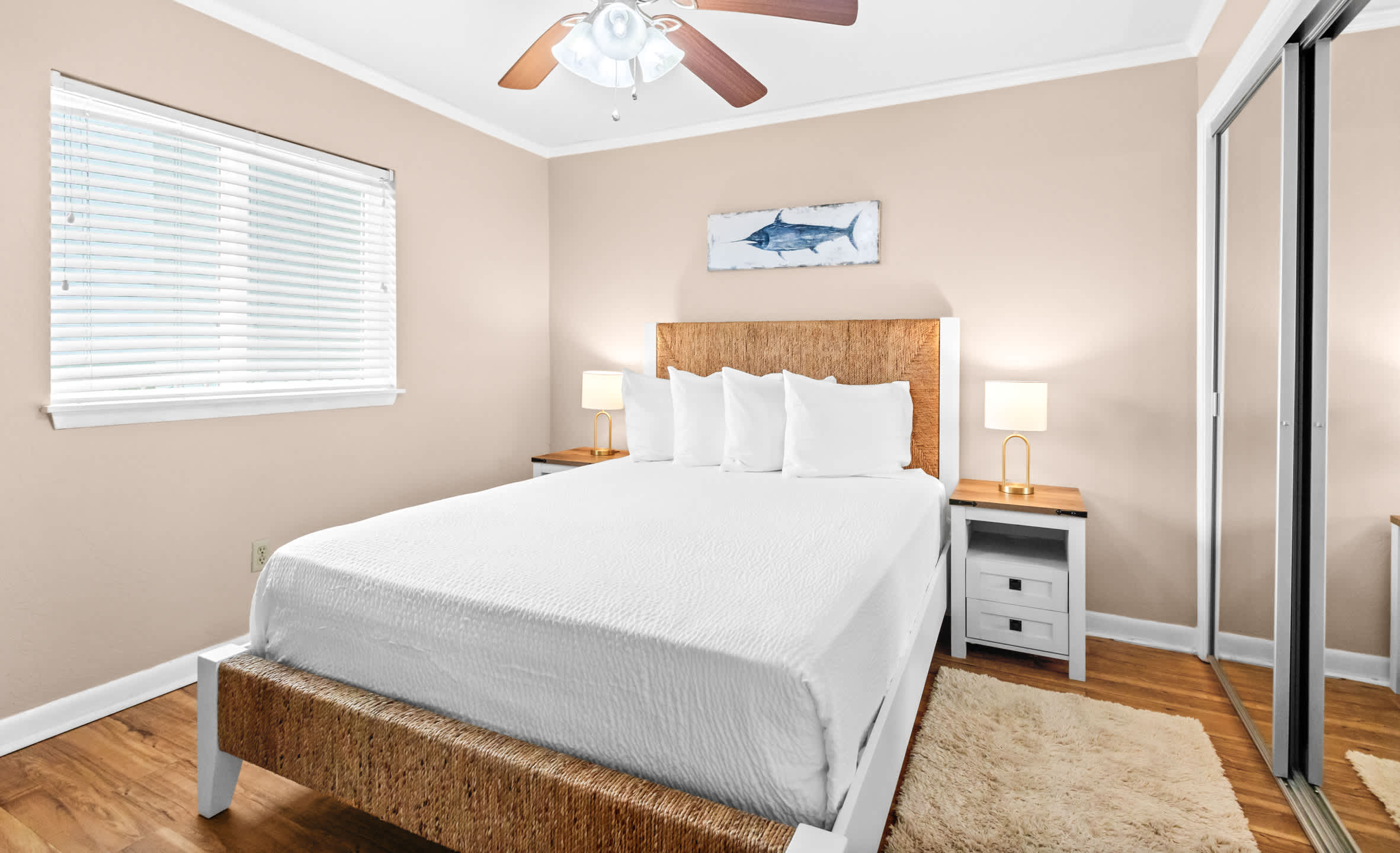 One Seagrove Place 1406 | Photo 18