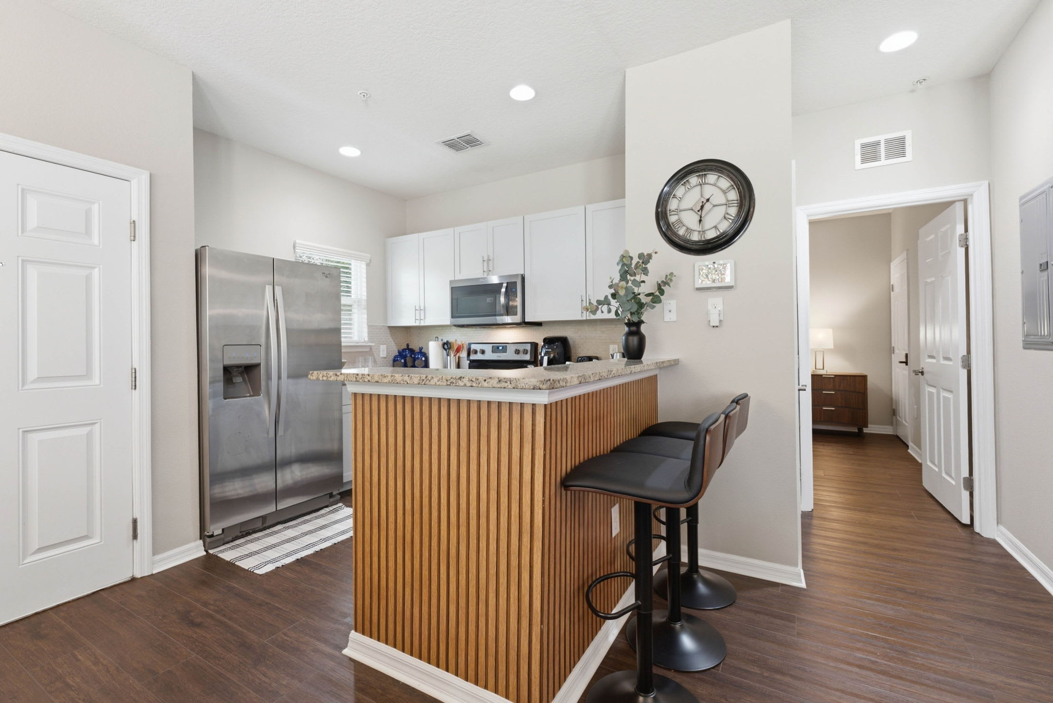 Beautiful Home, Themed Rooms, Prime Location