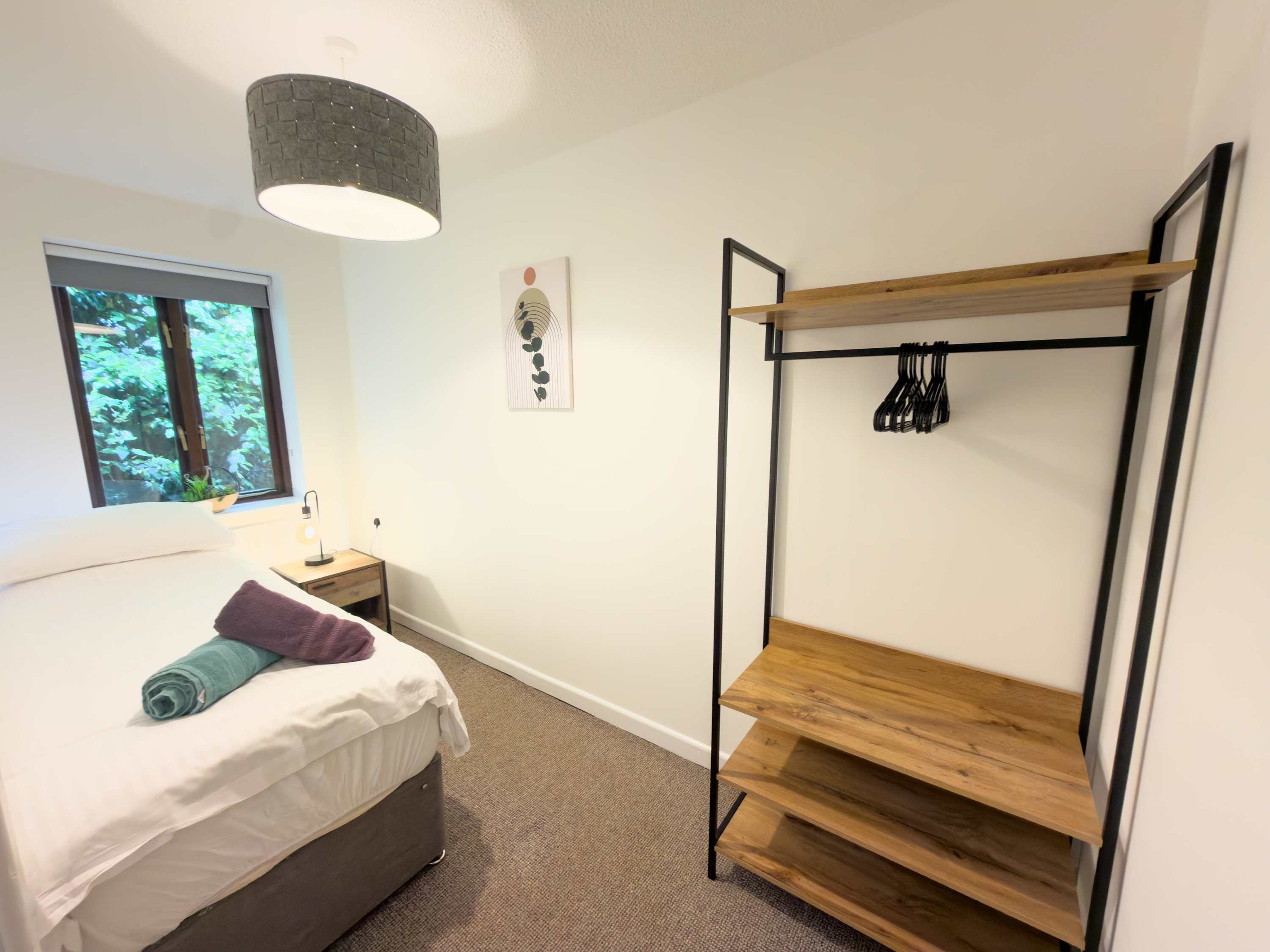 Millbrook House Apartments 1 - Three bedroom ground floor apartment next to Milton Park in High Street OX14 4EL - Property image 14 - VivreStays