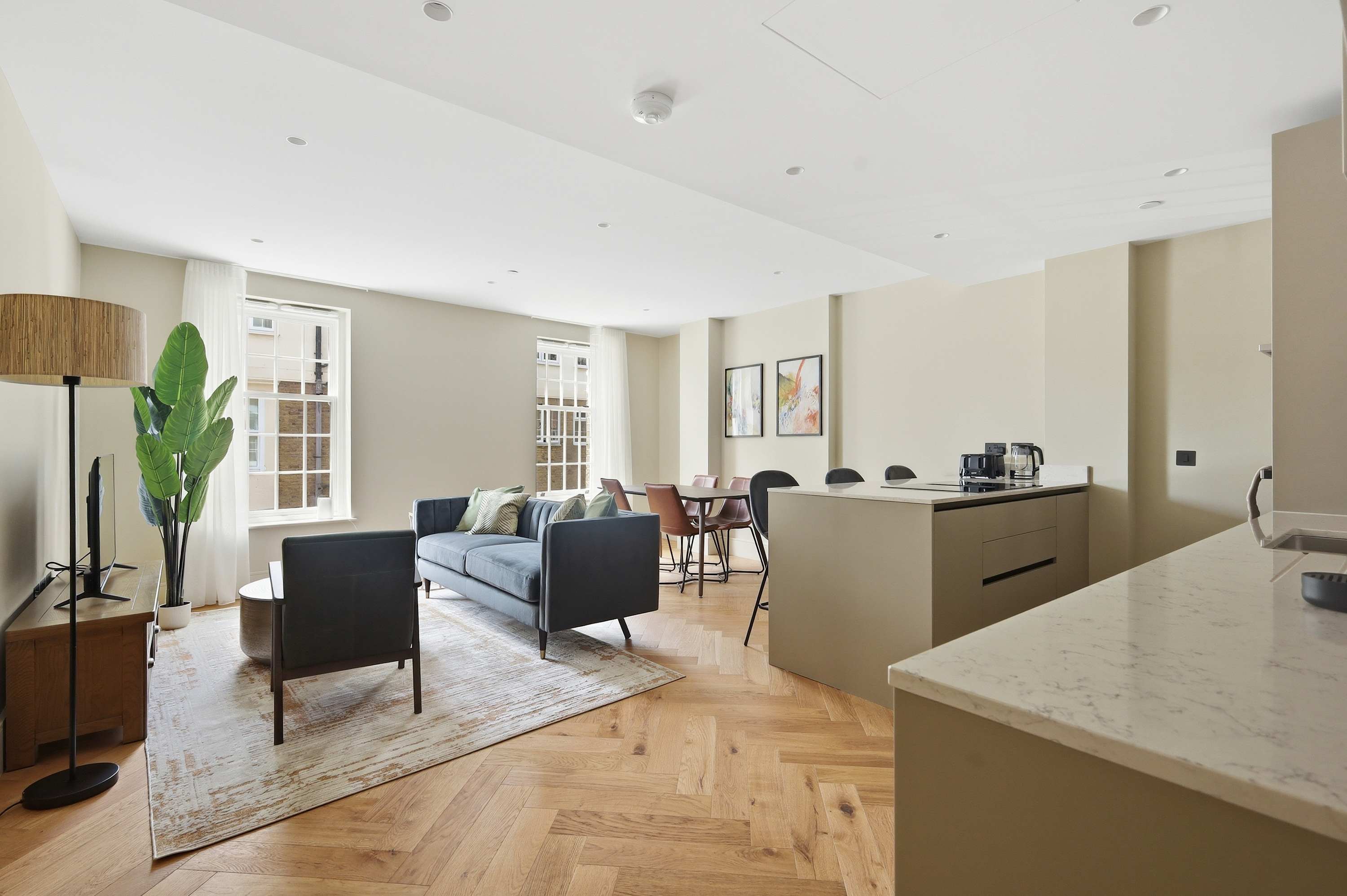 Cheyne Elm l A Luxury Chelsea Retreat