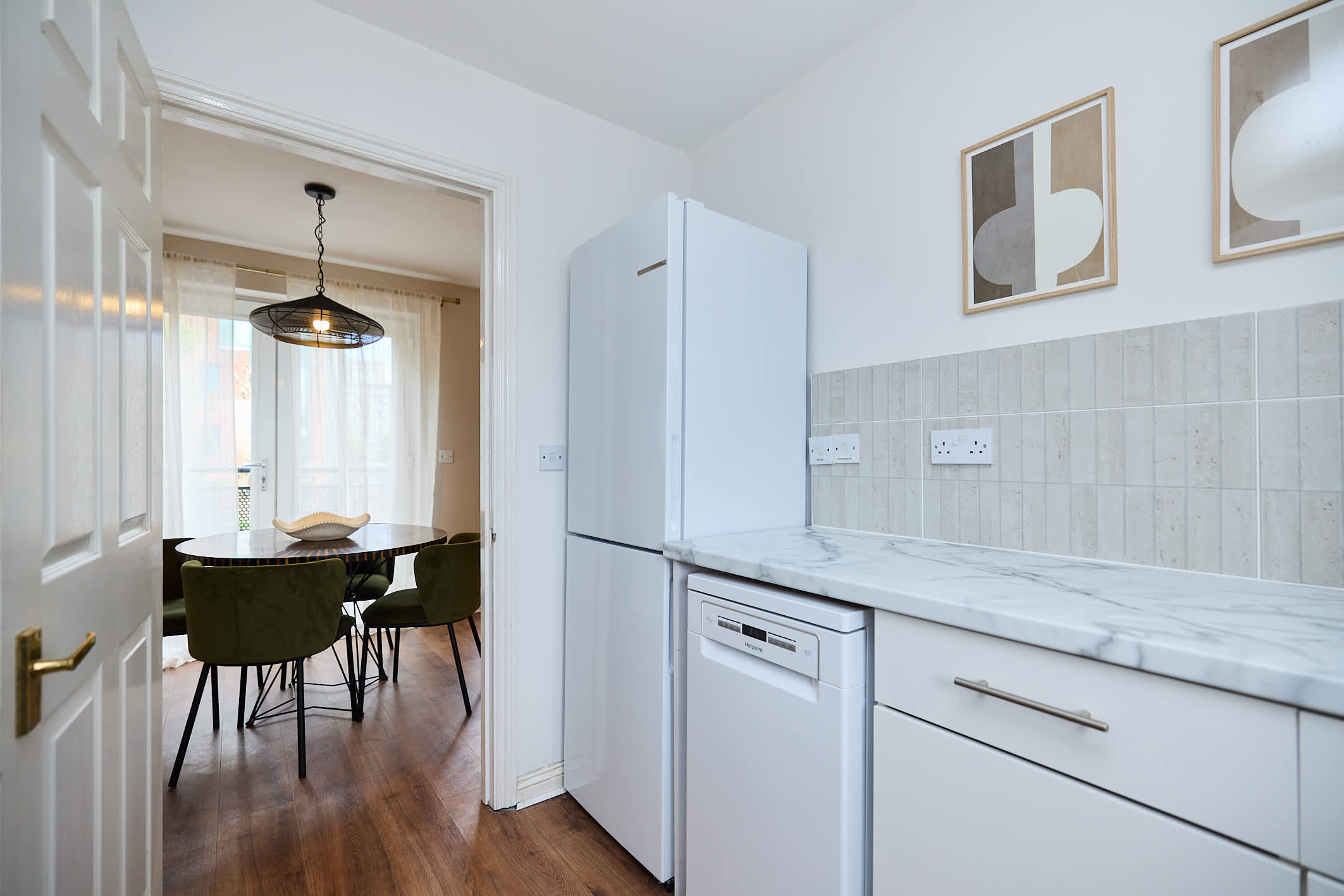 Oak & Earth Isle of Dogs Apartment in Mellish Street 161 E14 8PJ - Property image 10 - VivreStays