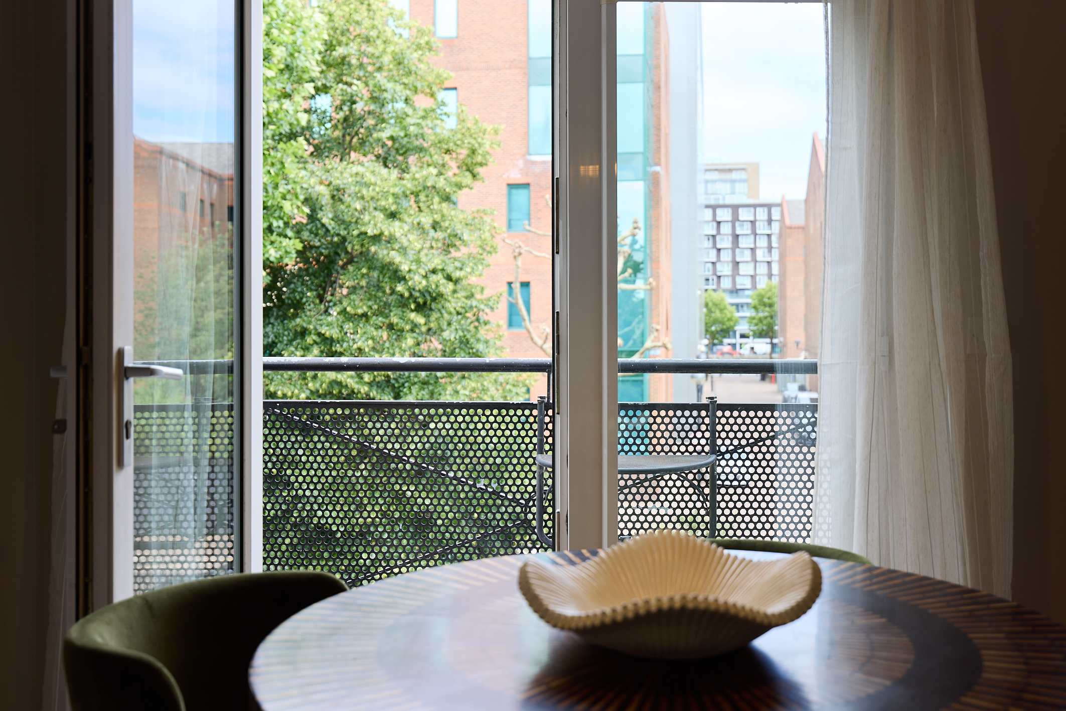 Oak & Earth Isle of Dogs Apartment in Mellish Street 161 E14 8PJ - Property image 24 - VivreStays