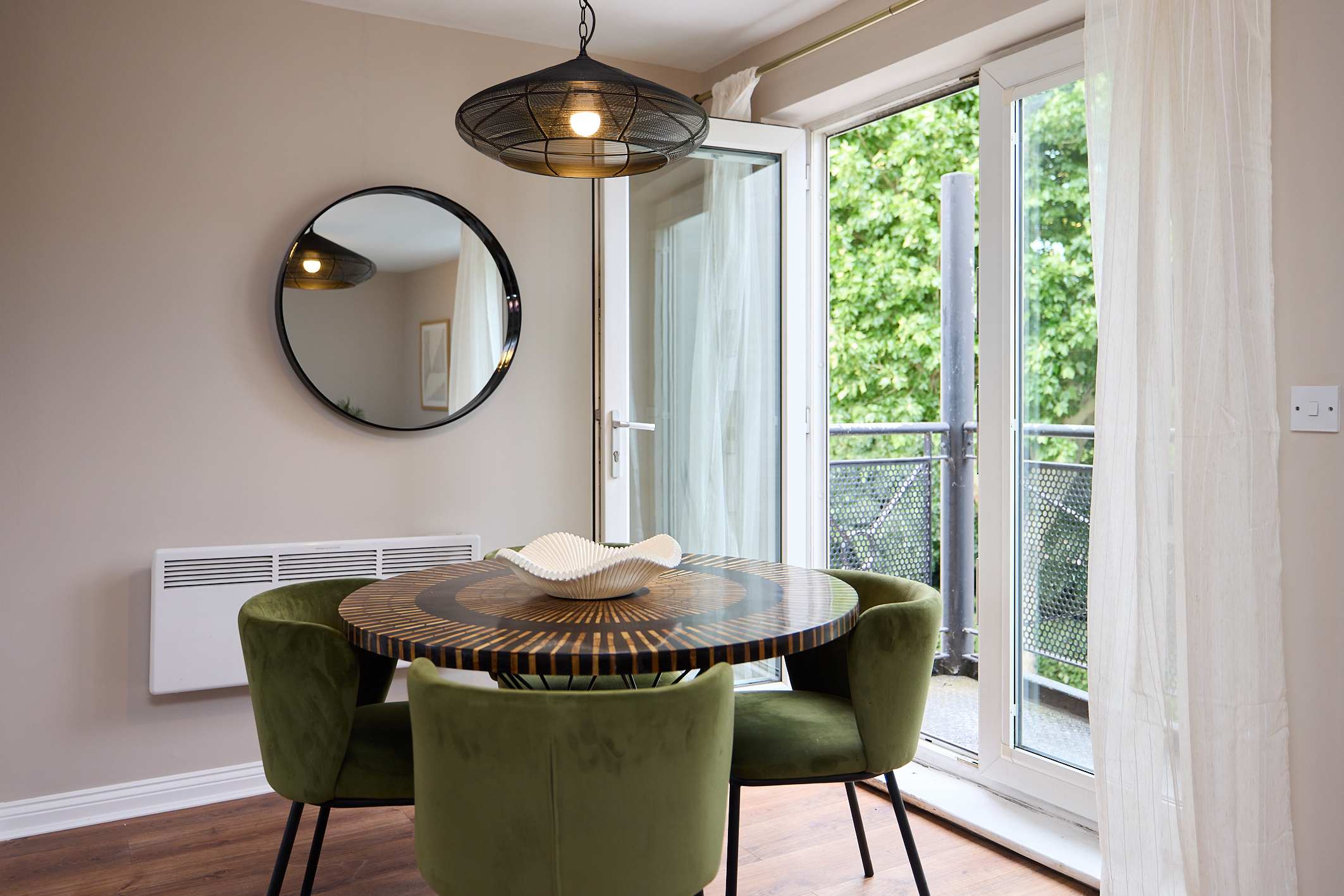 Oak & Earth Isle of Dogs Apartment in Mellish Street 161 E14 8PJ - Property image 11 - VivreStays
